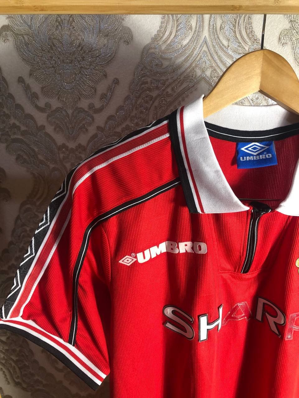 Umbro VINTAGE UMBRO FC MANCHESTER UNITED ENGLAND SOCCER JERSEY 90s Size US XL / EU 56 / 4 - 3 Thumbnail