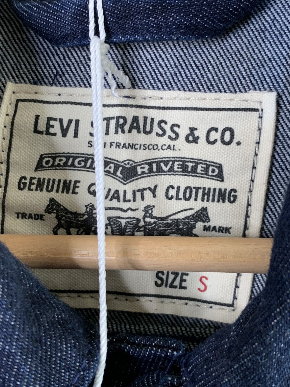 Designer × Levi's × Levi's Vintage Clothing RARE New Levi’s Big E WellThread Organic Cotton Denim Jacket Size S / US 4 / IT 40 - 8 Thumbnail