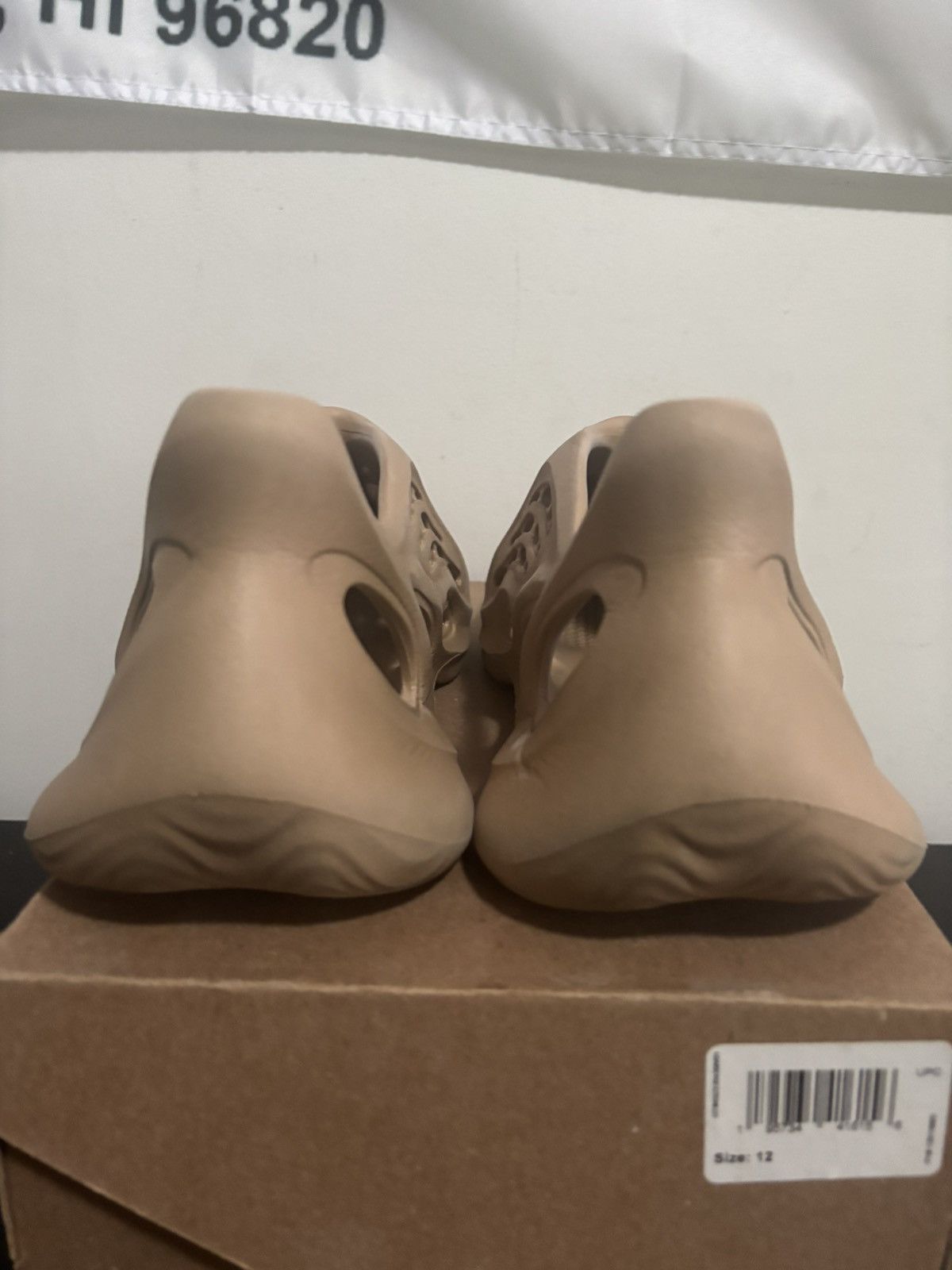 Adidas × Kanye West Adidas Yeezy Foam RNR Ochre Size 12 USED Size US 12 / EU 45 - 11 Thumbnail