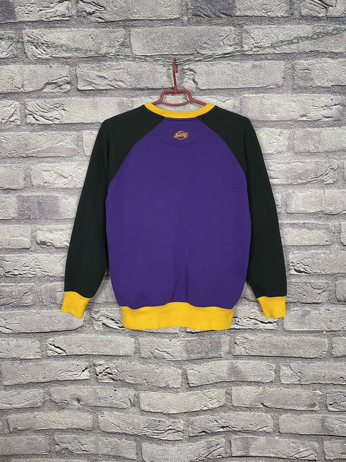 NBA Vintage sweatshirt NBA Lakers Los Angeles sweater y2k Size US S / EU 44-46 / 1 - 2 Thumbnail