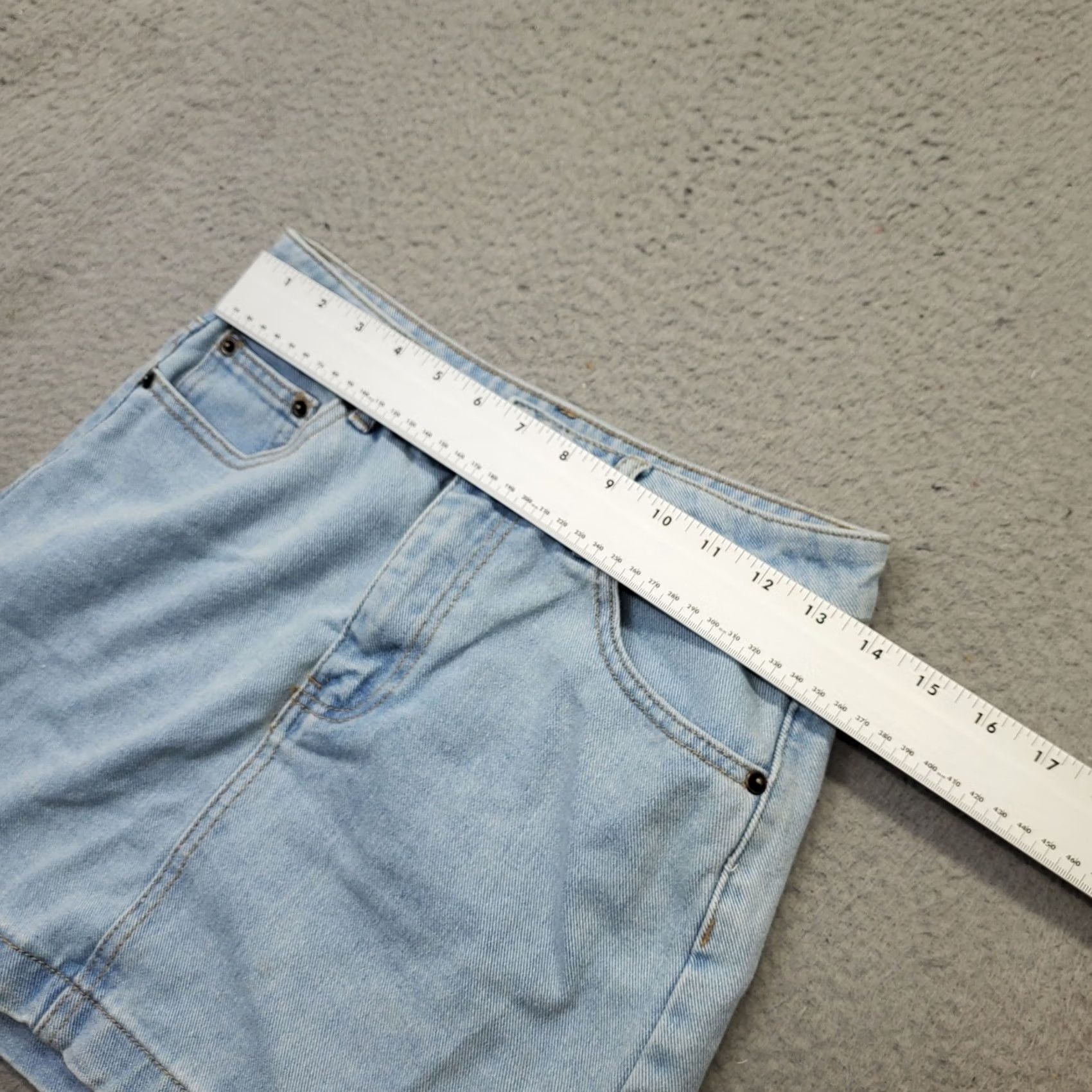 Forever 21 FOREVER 21 Mini Jean Skirt Womens Size S Blue Denim Stretch Light Wash 5-Pockets Short Skirt Size 28" / US 6 / IT 42 - 3 Thumbnail