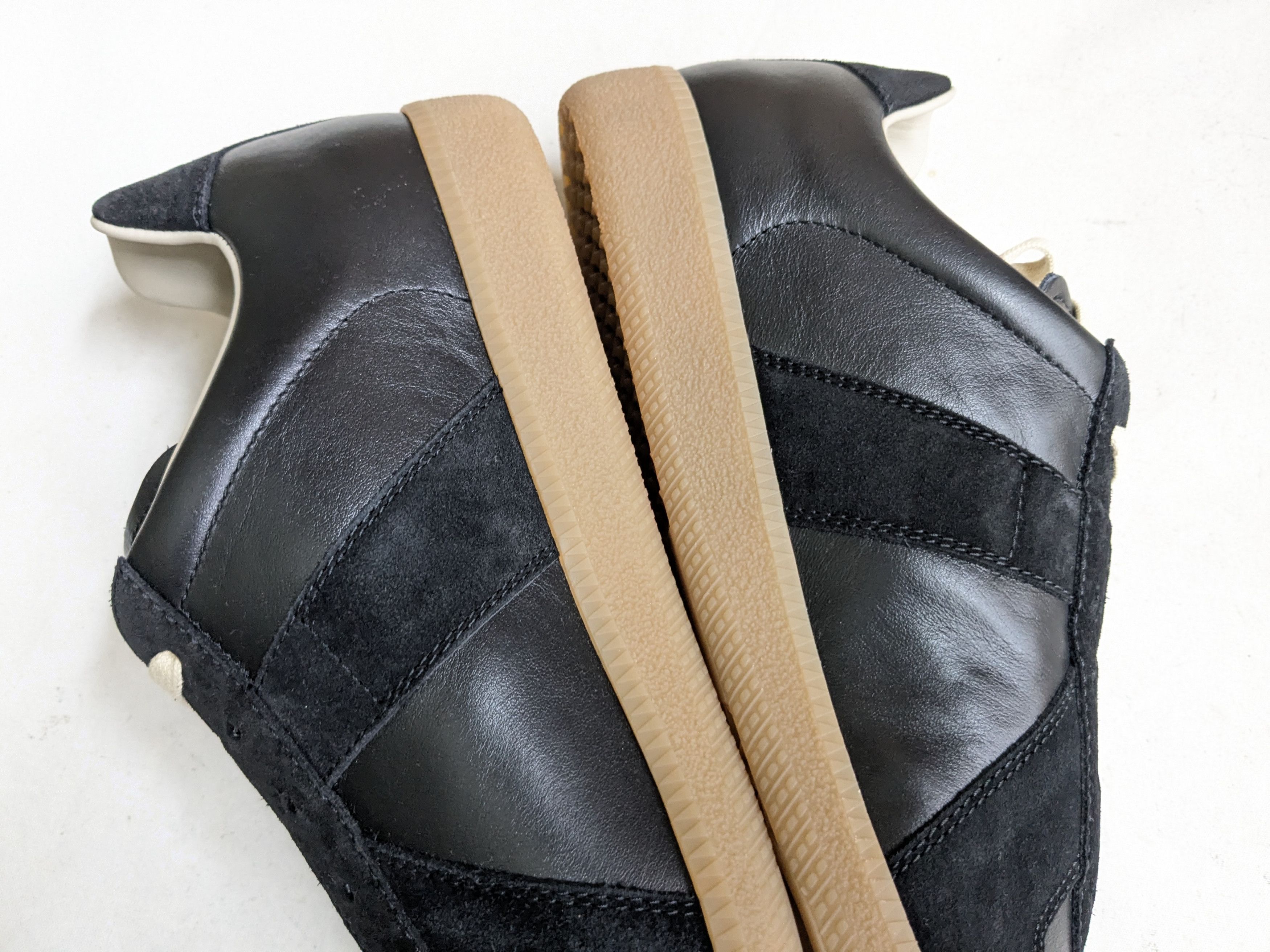 Maison Margiela Maison Margiela Replica GAT Black 11 44 Gum Low Tops Size US 11 / EU 44 - 9 Thumbnail
