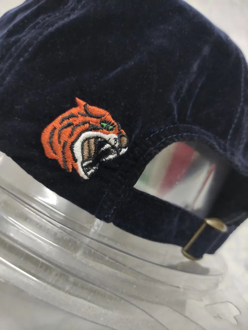 Japanese Brand BASIQUENTI SUKAJAN SOUVENIR VIETNAM WAR VELVET VINTAGE CAP Size ONE SIZE - 5 Thumbnail