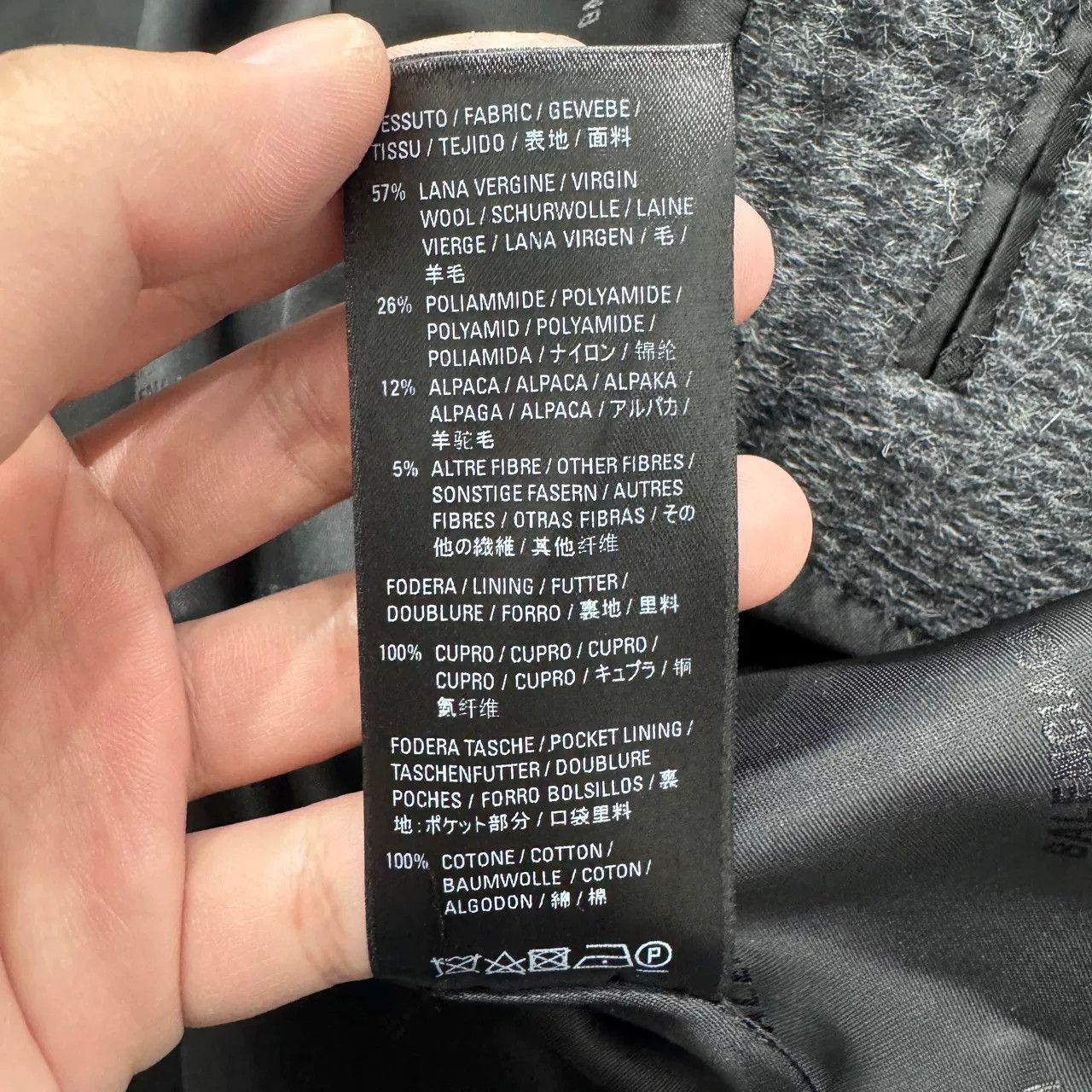 Balenciaga balenciaga checked coat in size 34. Size S / US 4 / IT 40 - 5 Thumbnail