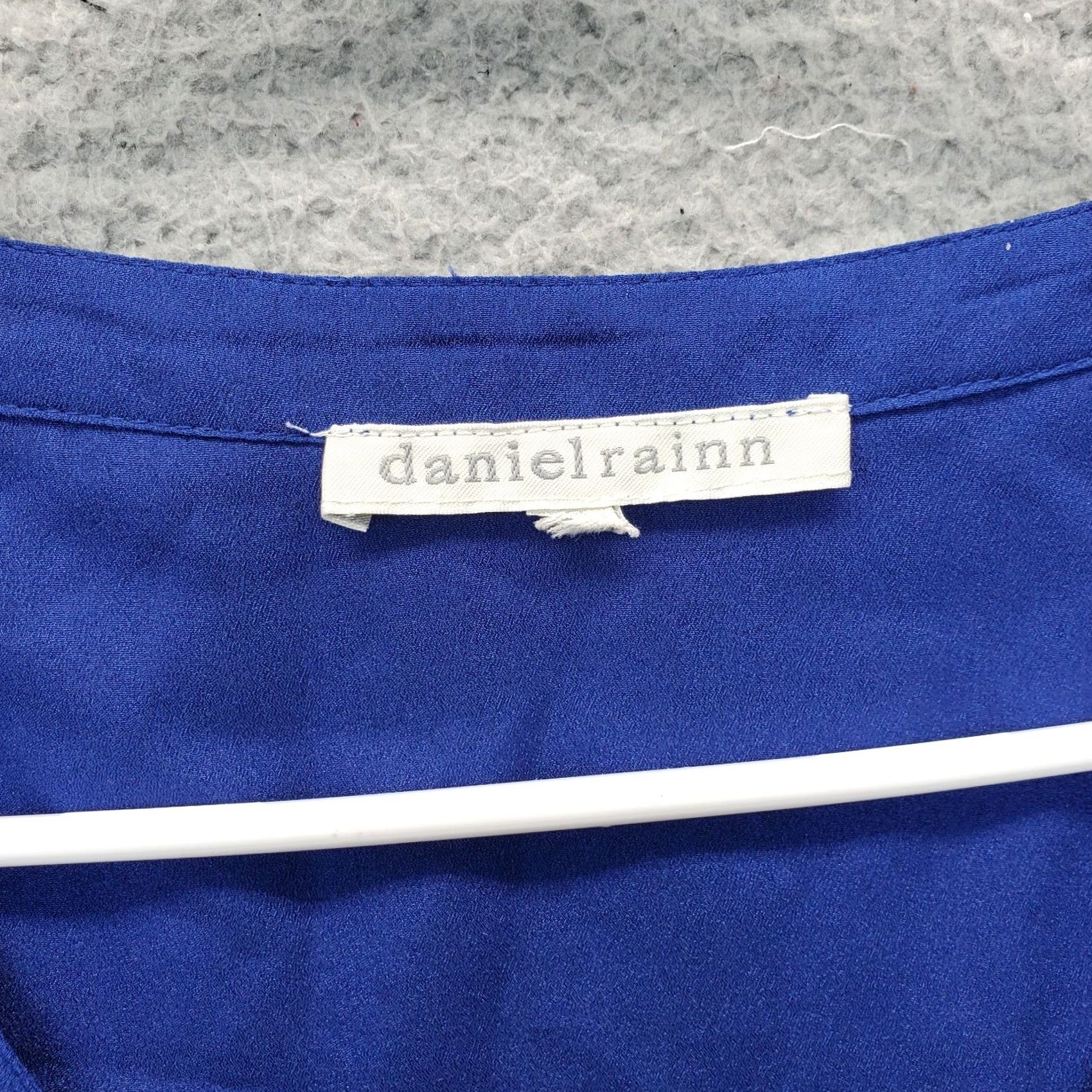 Anthropologie Daniel Rainn Tank Top Womens M Blue Sleeveless V Neck Pullover Anthropologie Shirt Shirt Size M / US 6-8 / IT 42-44 - 3 Thumbnail