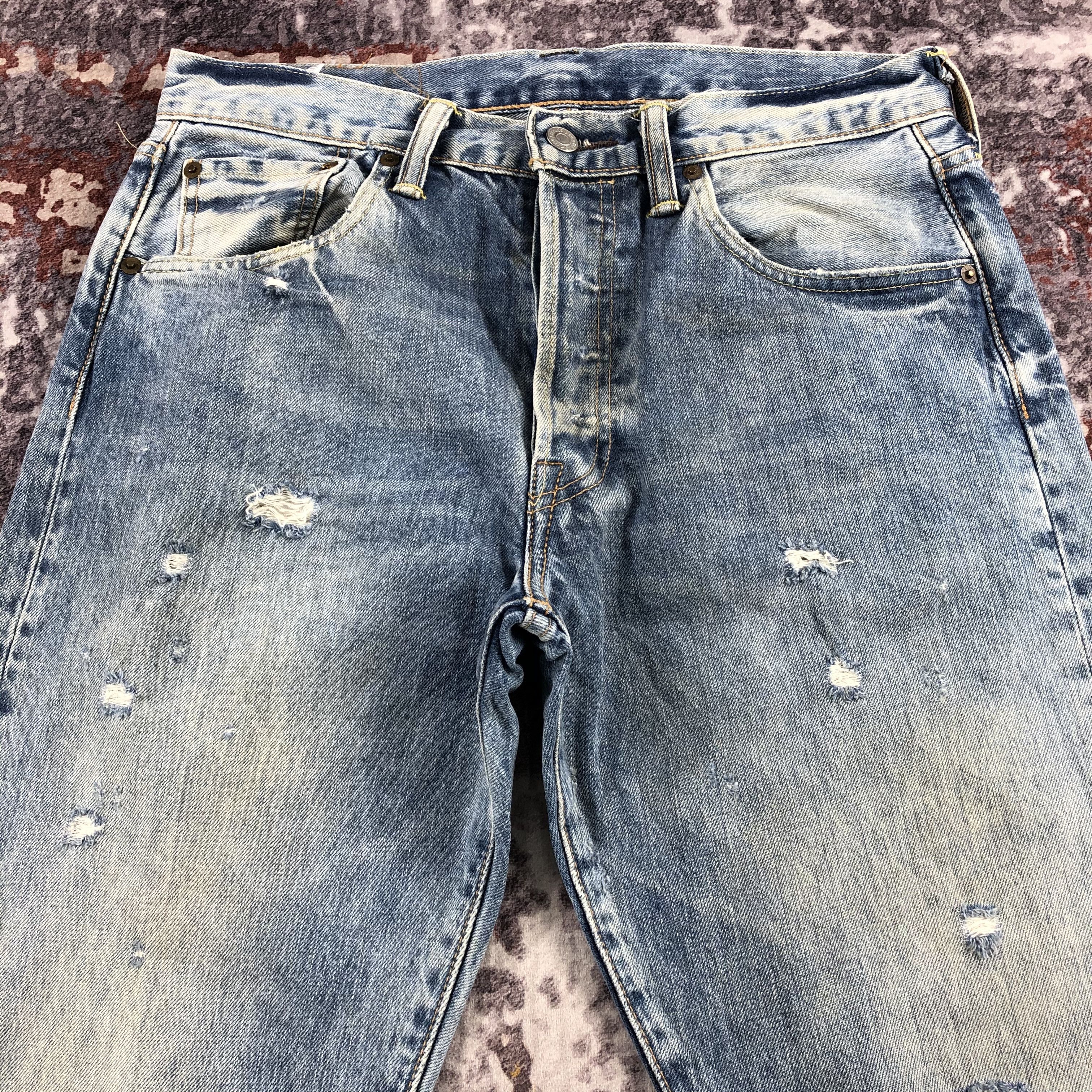 Levi's Vintage Blue Wash Distress Levis 501 Jeans-JM2550 Size US 32 / EU 48 - 3 Thumbnail
