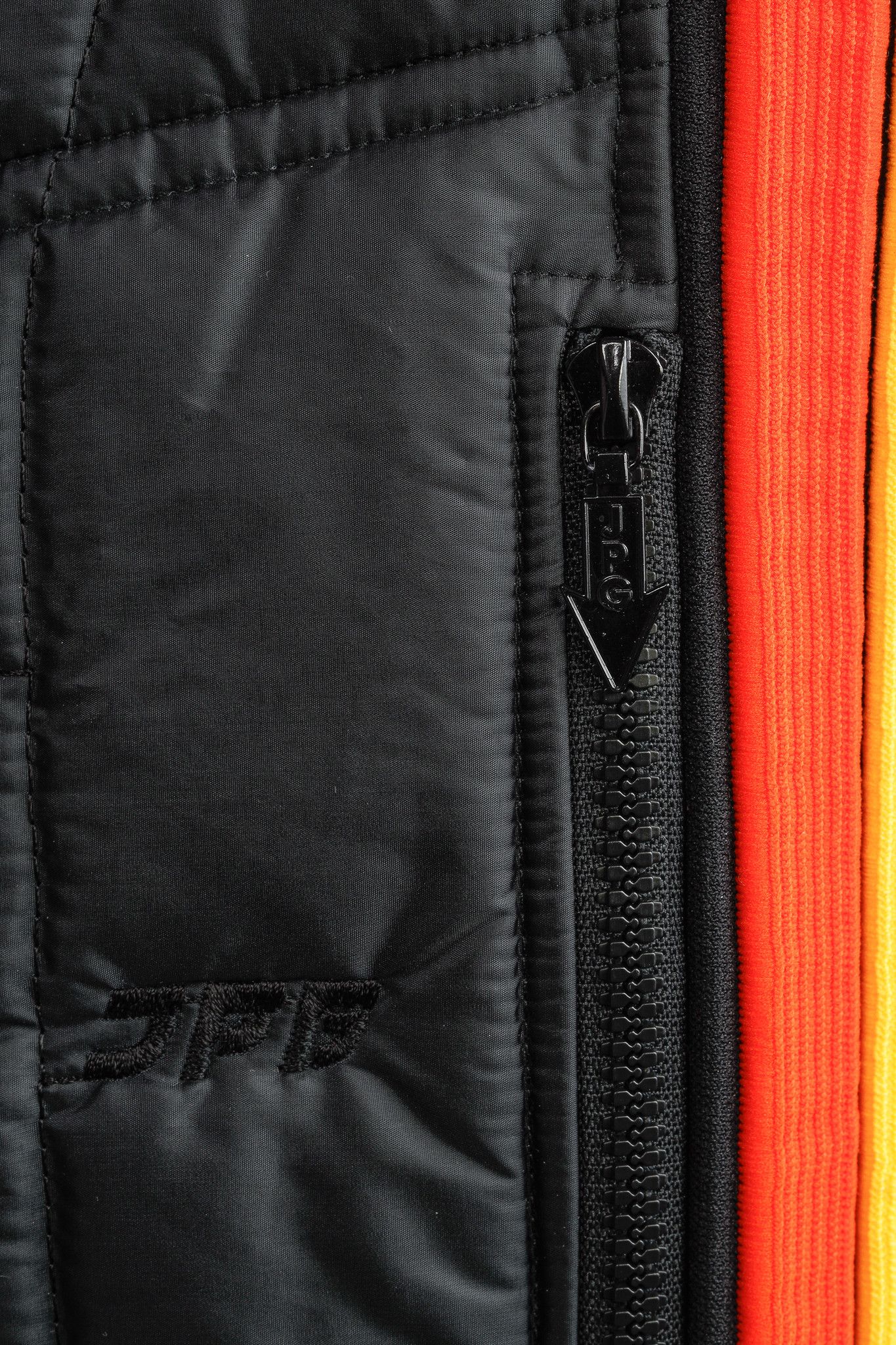 Jean Paul Gaultier JPG by Gaultier Black Quilted Side-Stripe Zip Vest Size US S / EU 44-46 / 1 - 7 Thumbnail