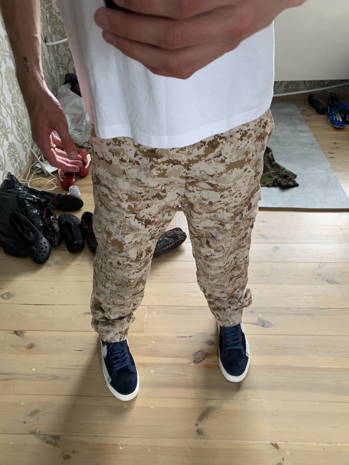 Vintage Vintage Desert Camo Cargo Pants Size US 34 / EU 50 - 1 Thumbnail