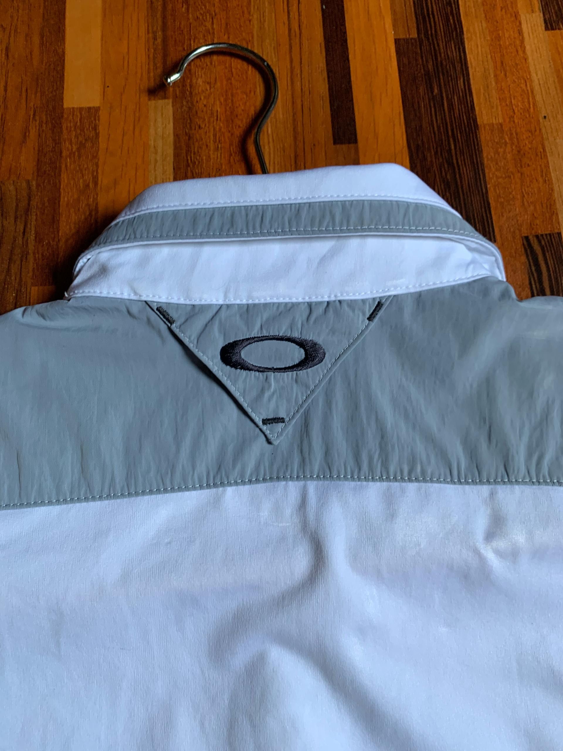 Oakley Oakley O Logo Long Sleeve Collared Polo Shirt made vietnam Size US M / EU 48-50 / 2 - 3 Thumbnail