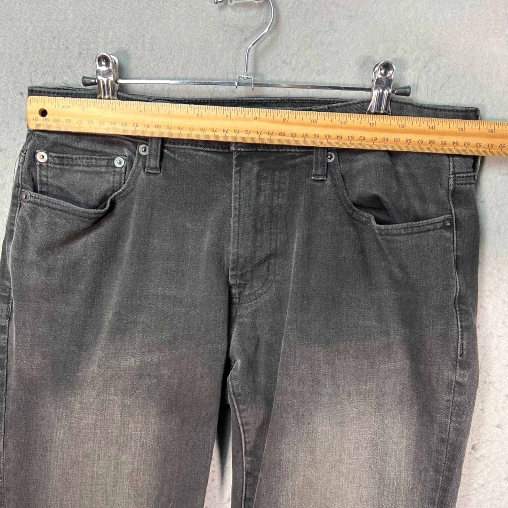 American Eagle Outfitters American Eagle Outfitters Mens Jeans 30x29 Black Denim 5-Pocket Straight Zip COTTON POLYESTER Vintage No Adults Mens Jeans Size US 30 / EU 46 - 5 Thumbnail