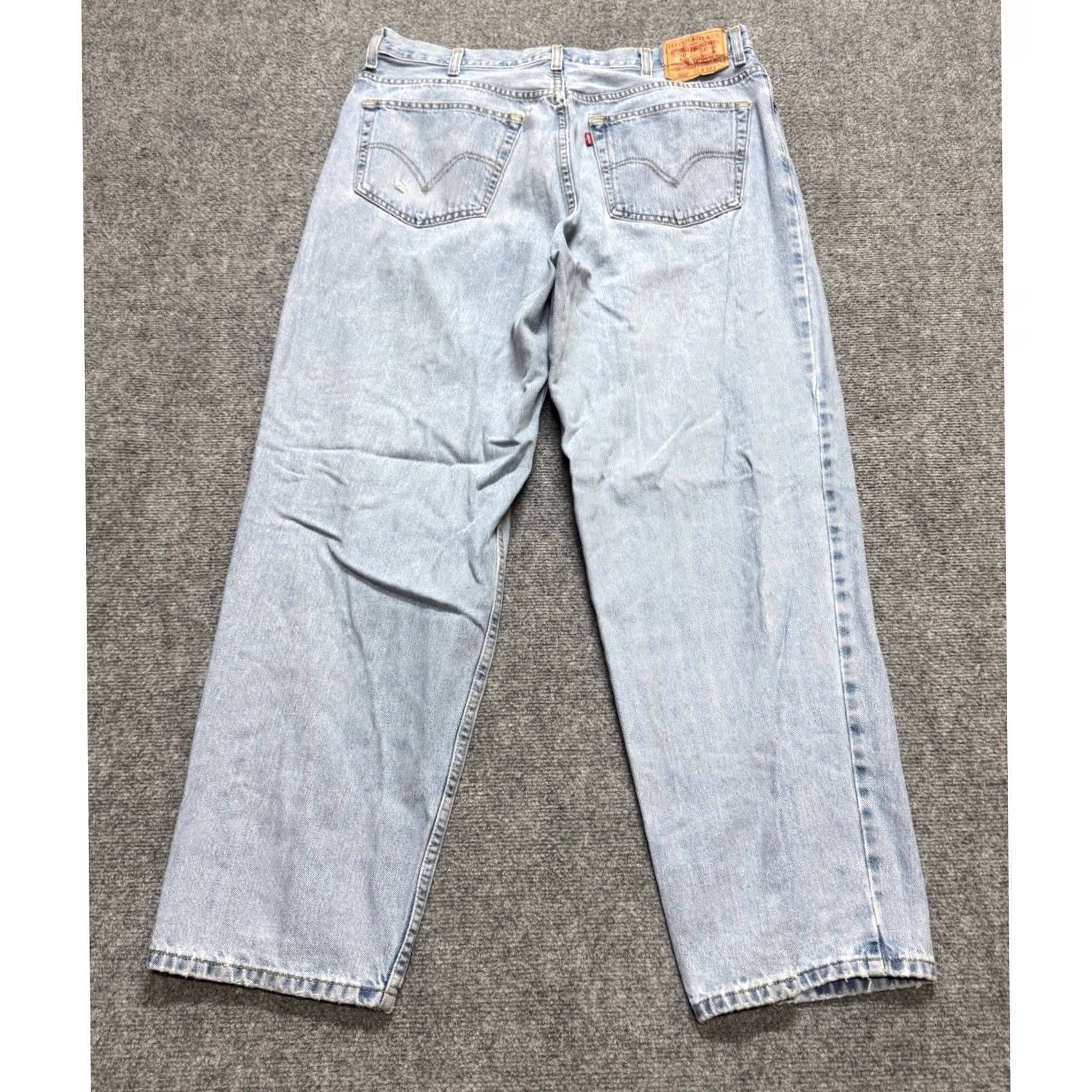Levi's VINTAGE Levi's 560 Jeans Bootcut Men 38x32 Cotton Light Wash Distressed Blue 90s Mens Size US 38 / EU 54 - 2 Thumbnail