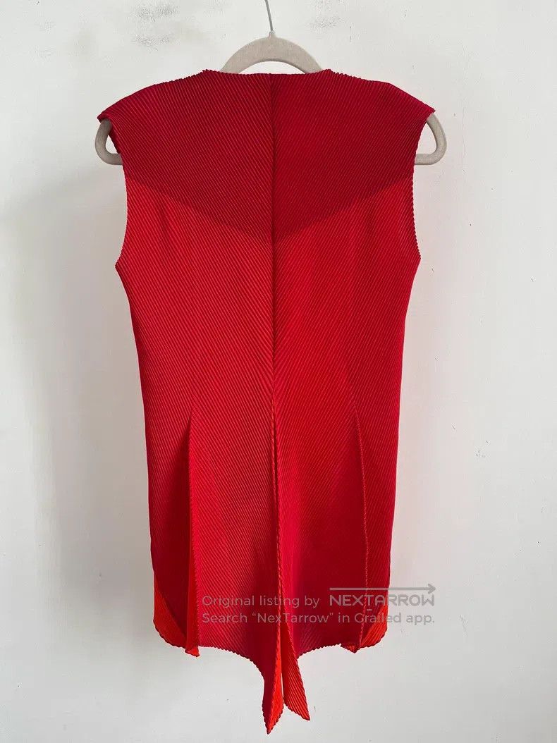 Issey Miyake Issey Miyake Red Vest Size M / US 6-8 / IT 42-44 - 2 Thumbnail