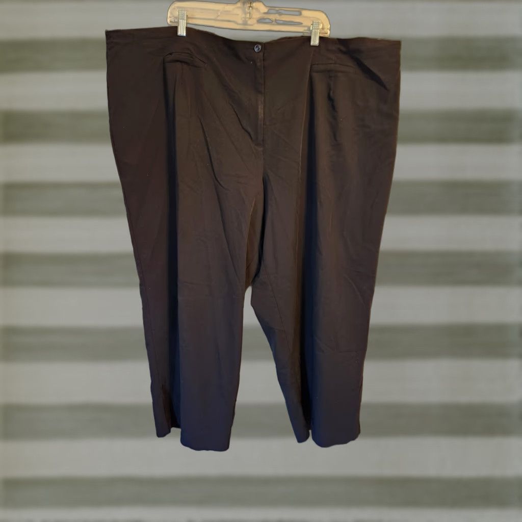 Avenue Avenue Dress Pants Solid Black Elastic Waist 30W Plus XS? 4X? Wait no. Size 30" / US 8 / IT 44 - 1 Thumbnail