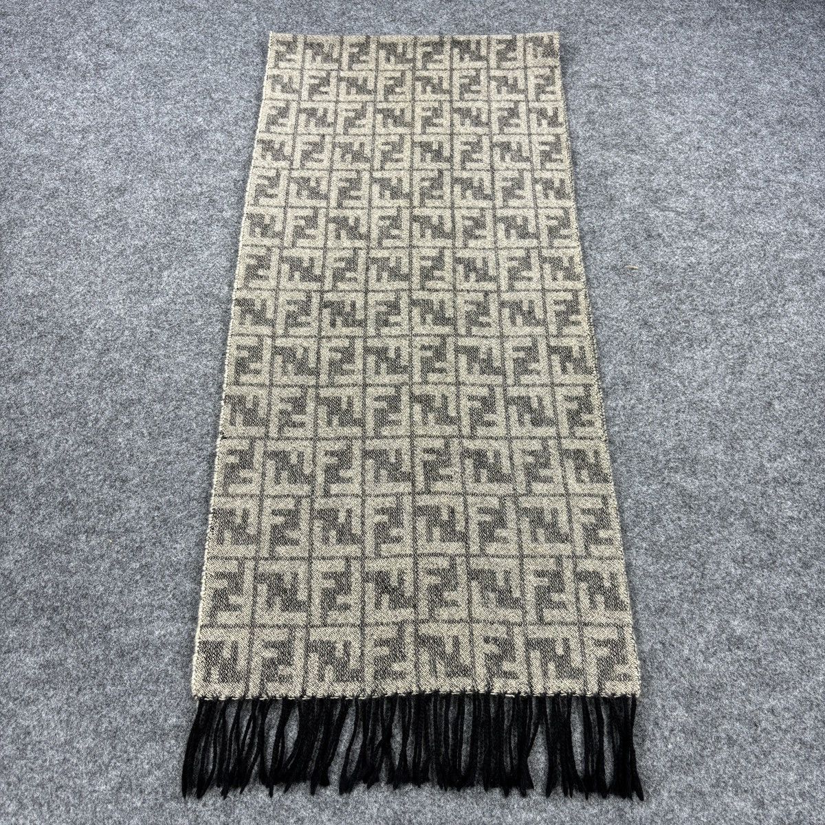 Fendi Fendi Scarf # D788 # Muffler # Neckwear Size ONE SIZE - 4 Thumbnail