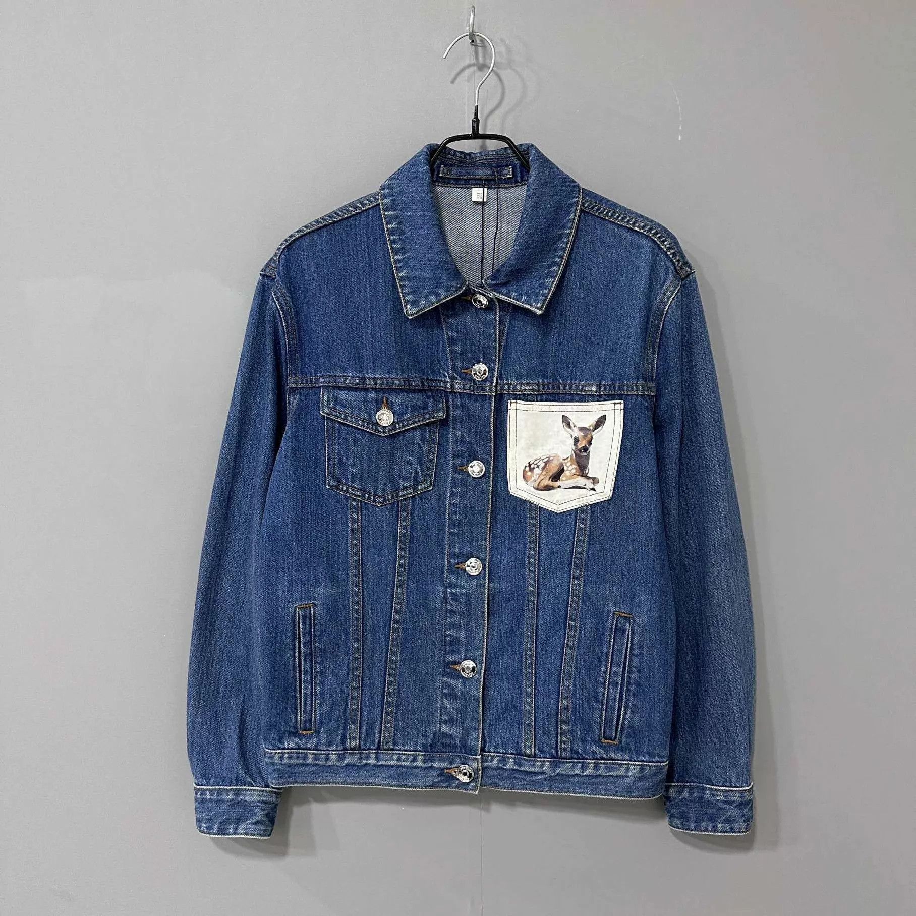 Burberry Burberry Deer Pocket Denim Jacket 99 New UK6 Size XS / US 0-2 / IT 36-38 - 1 Thumbnail