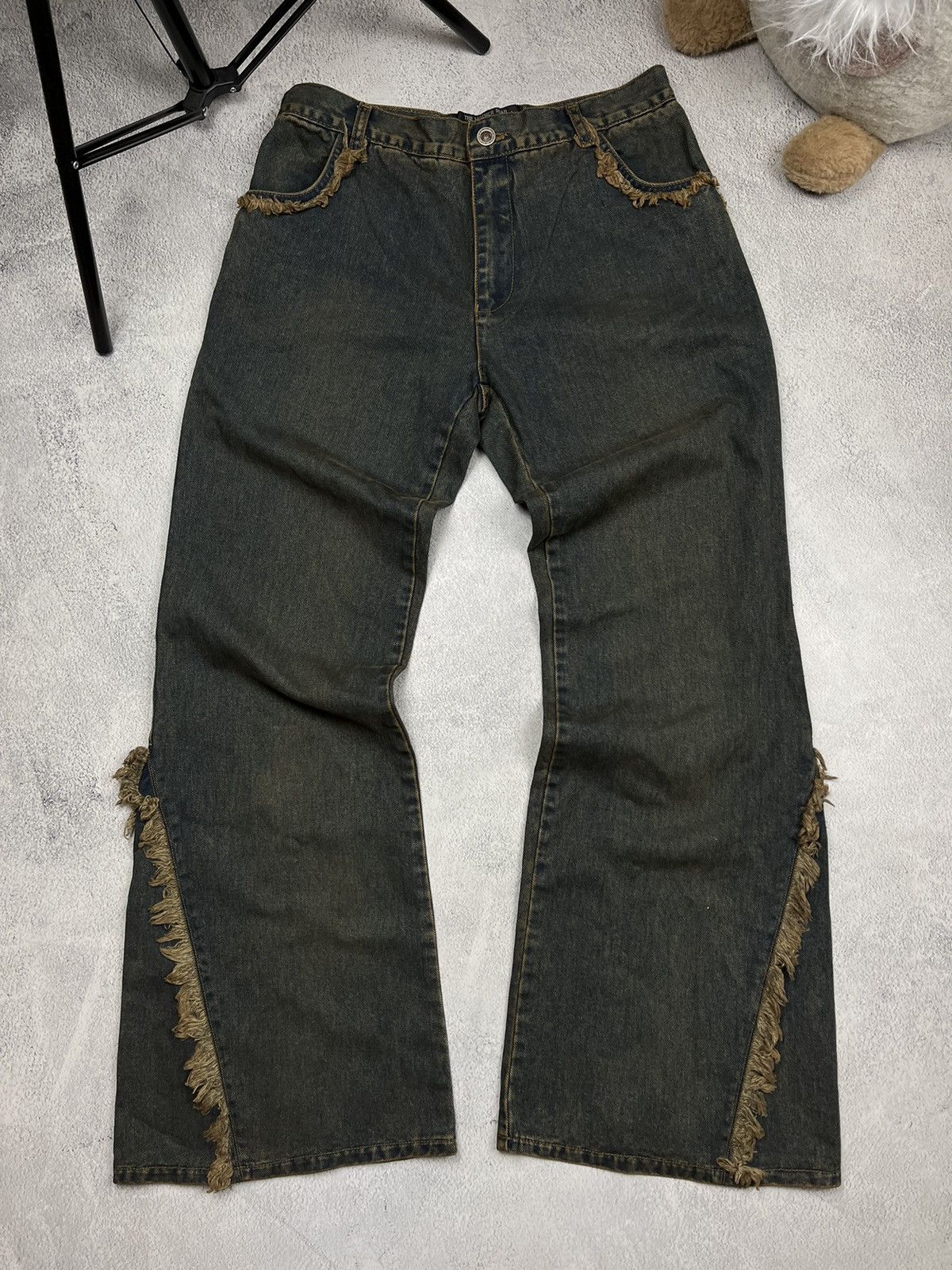 image of Avant Garde x Made In USA Jeans Dirty Pants Route 66 Denim Thrashed Y2K Distressed in Mix (Size 32)