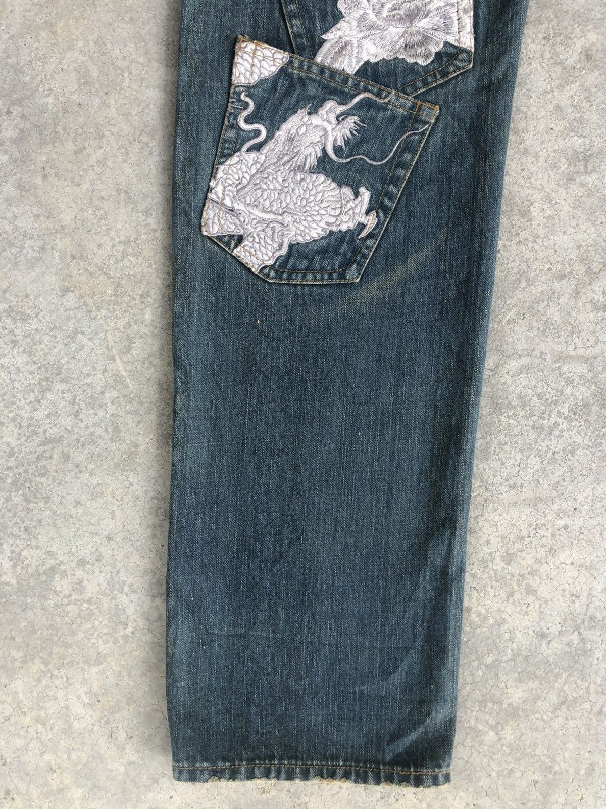 Karakuri Tamashii Karakuri Tamashii Embroidered Multipocket Snake Skin Size US 32 / EU 48 - 13 Thumbnail