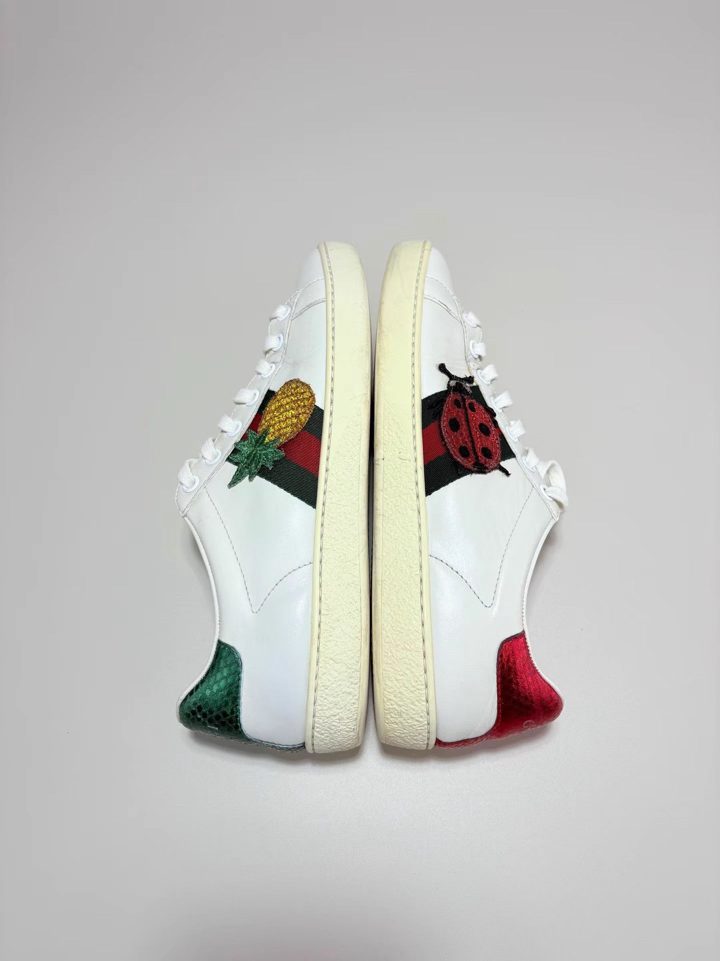 Gucci GUCCI Pineapple & Ladybug Embroidered White Sneakers K1 Size US 6.5 / IT 36.5 - 5 Thumbnail