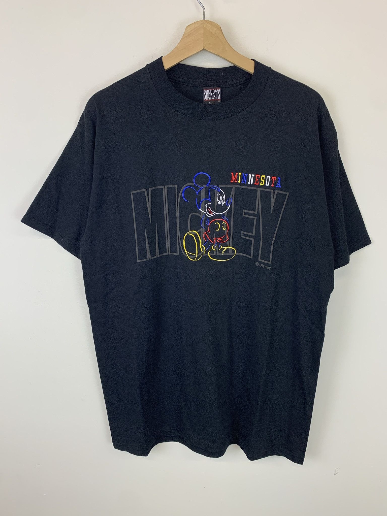 Vintage Vintage 1990s Mickey Mouse Outline Disney Tee Size L Size US L / EU 52-54 / 3 - 1 Thumbnail