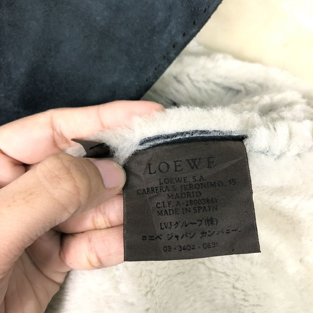 Loewe 🔥VINTAGE LONG LEATHER JACKET LOEWE BLANKET FUR LINING Size XS / US 0-2 / IT 36-38 - 23 Thumbnail