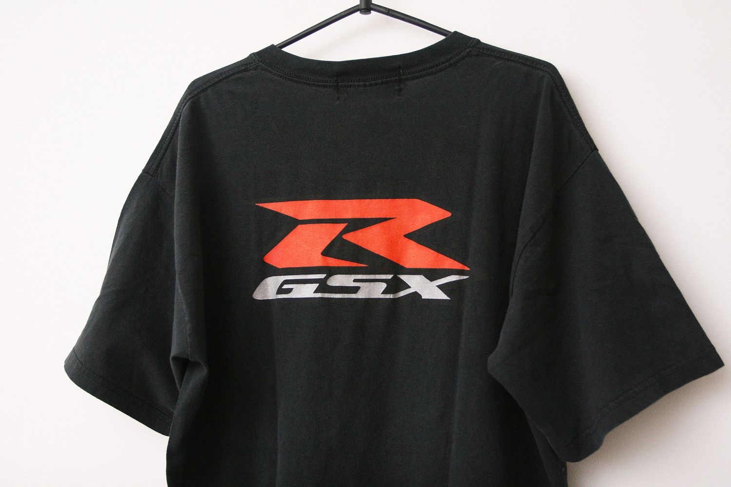 Vintage Vintage Suzuki Motor GSX R Own the Racetrack Racing T Shirt Size US L / EU 52-54 / 3 - 5 Thumbnail