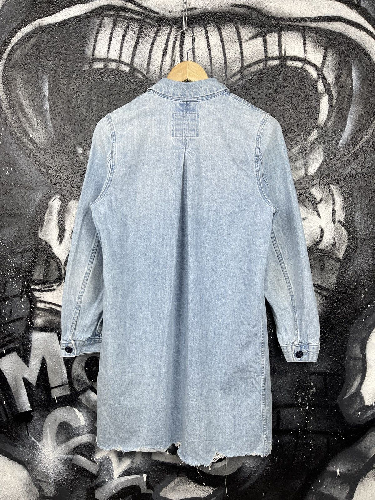 Levi's Vintage Clothing Levi’s Washed Blue Denim Long Coat Women’s Jacket Size XS Size XS / US 0-2 / IT 36-38 - 6 Thumbnail
