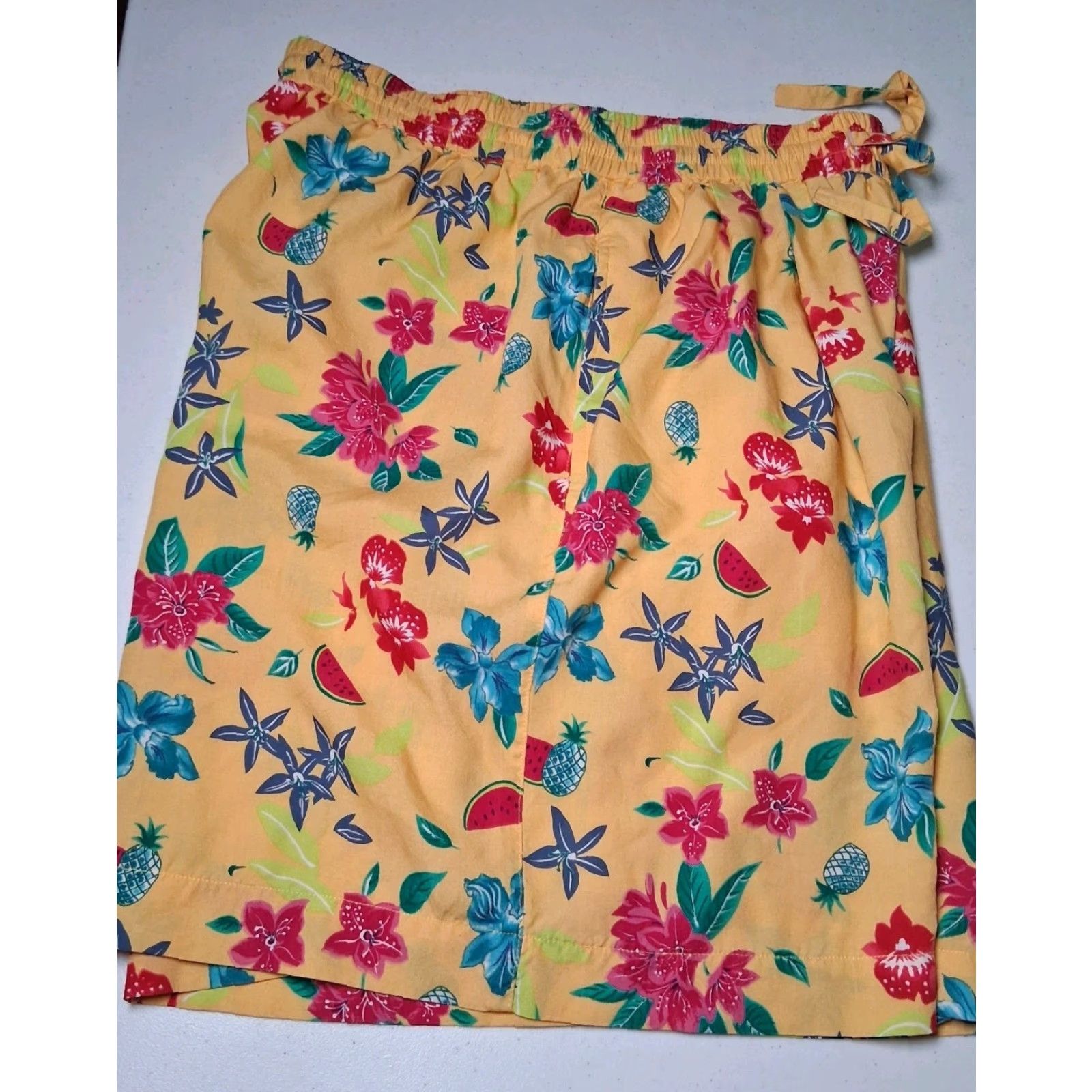 Vintage VINTAGE Liz Sport Rayon Shorts Women's M Yellow Floral Pineapple 90s Tropical Beachy Summer Linen? Size 32" / US 10 / IT 46 - 5 Thumbnail