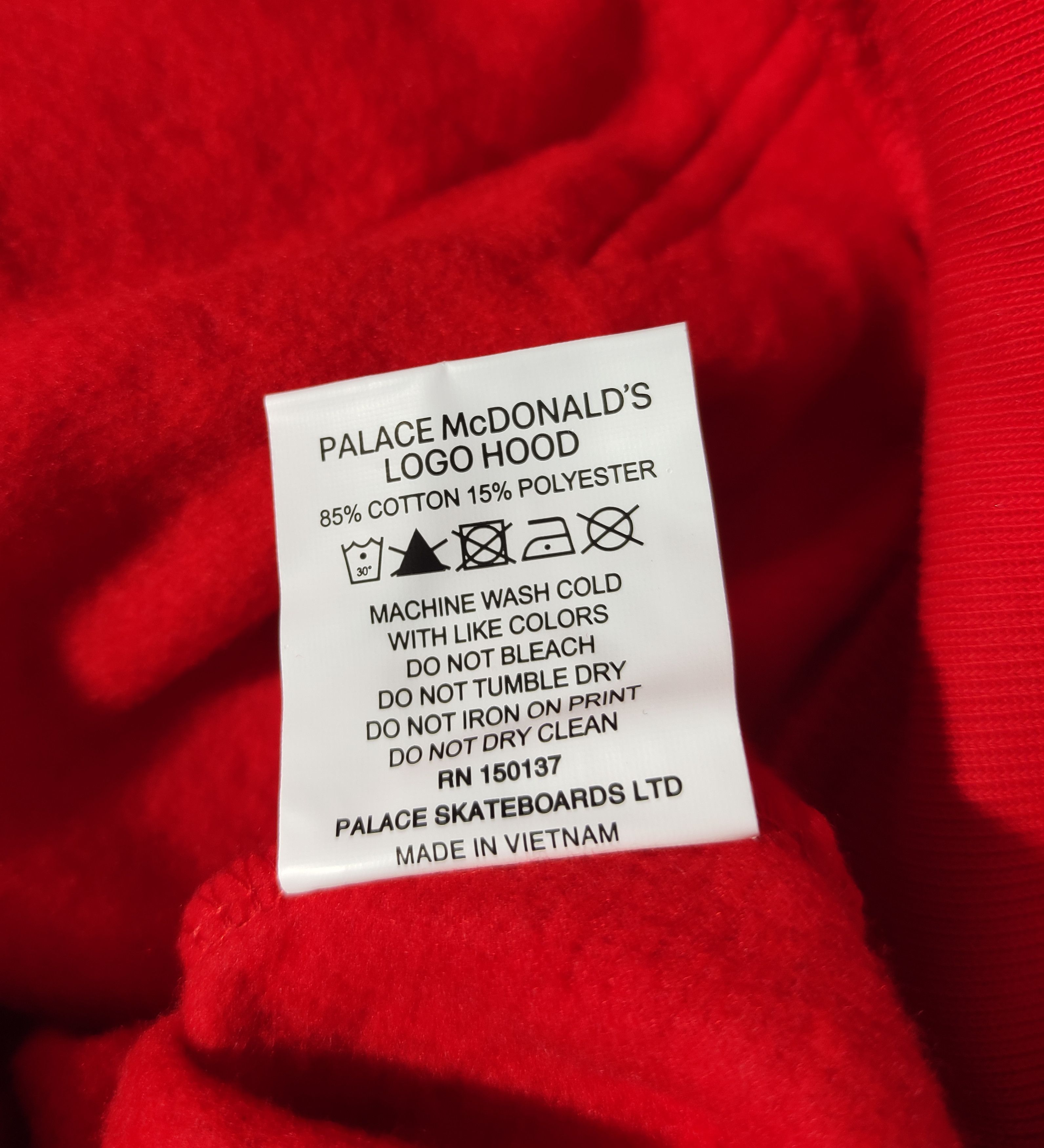 Palace Palace X McDonald's LOGO HOOD RED SIZE L Size US L / EU 52-54 / 3 - 11 Thumbnail