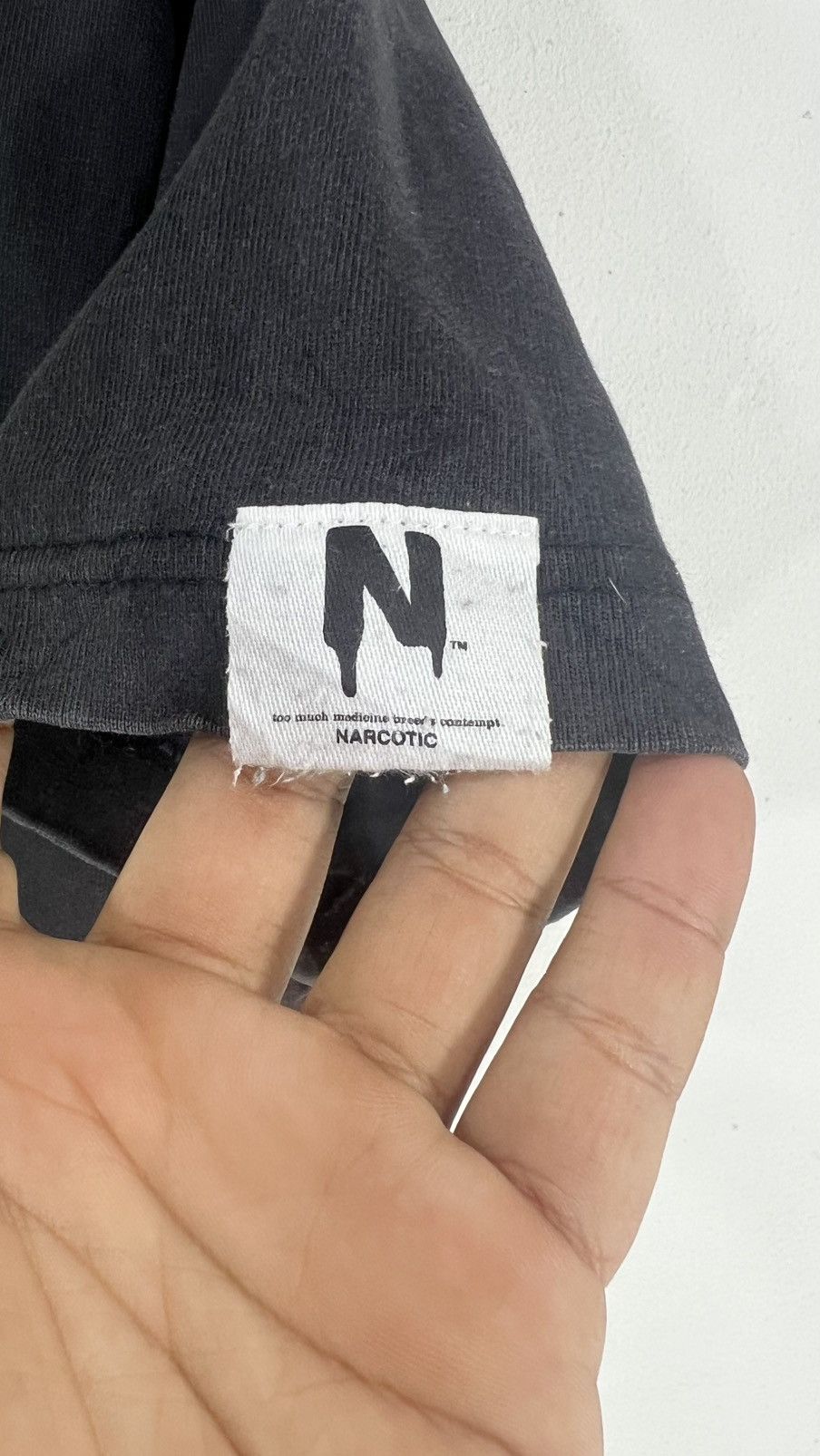 Narcotic GDC Vintage Narcotic GDC Streetwear Tshirt 2002 Size US L / EU 52-54 / 3 - 8 Thumbnail