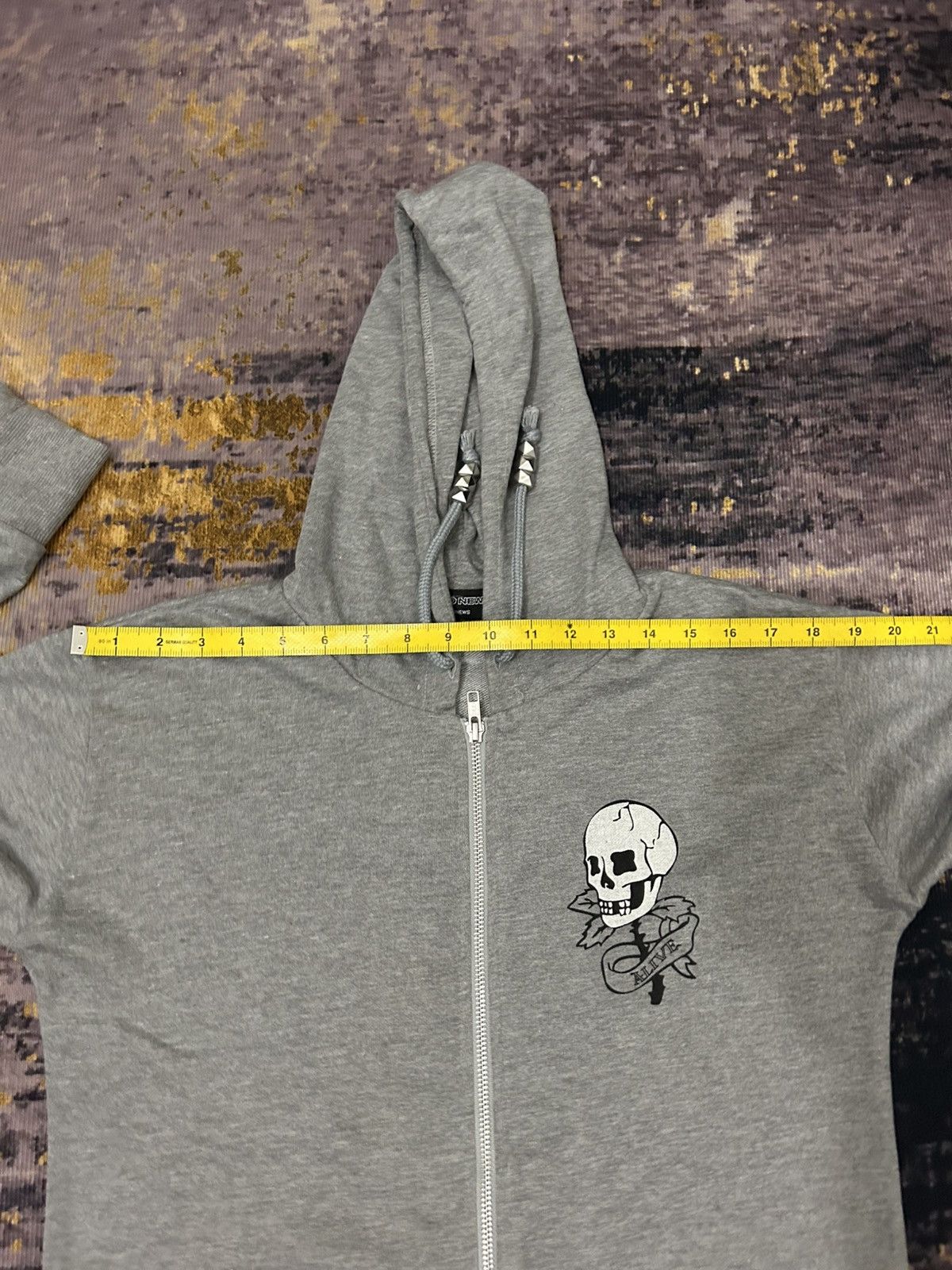 Japanese Brand Glad News Japan Skull Spine Studded Zip Hoodie Size US M / EU 48-50 / 2 - 13 Thumbnail