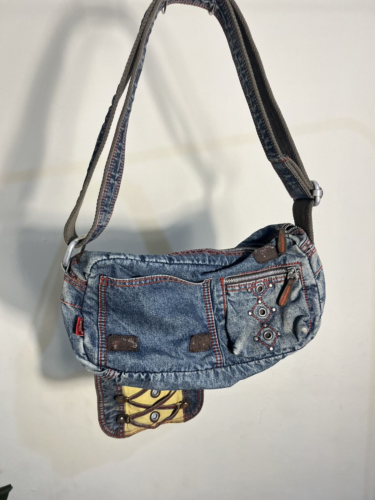 Esprit Y2k esprit bondage crossbody bag Size ONE SIZE - 4 Thumbnail