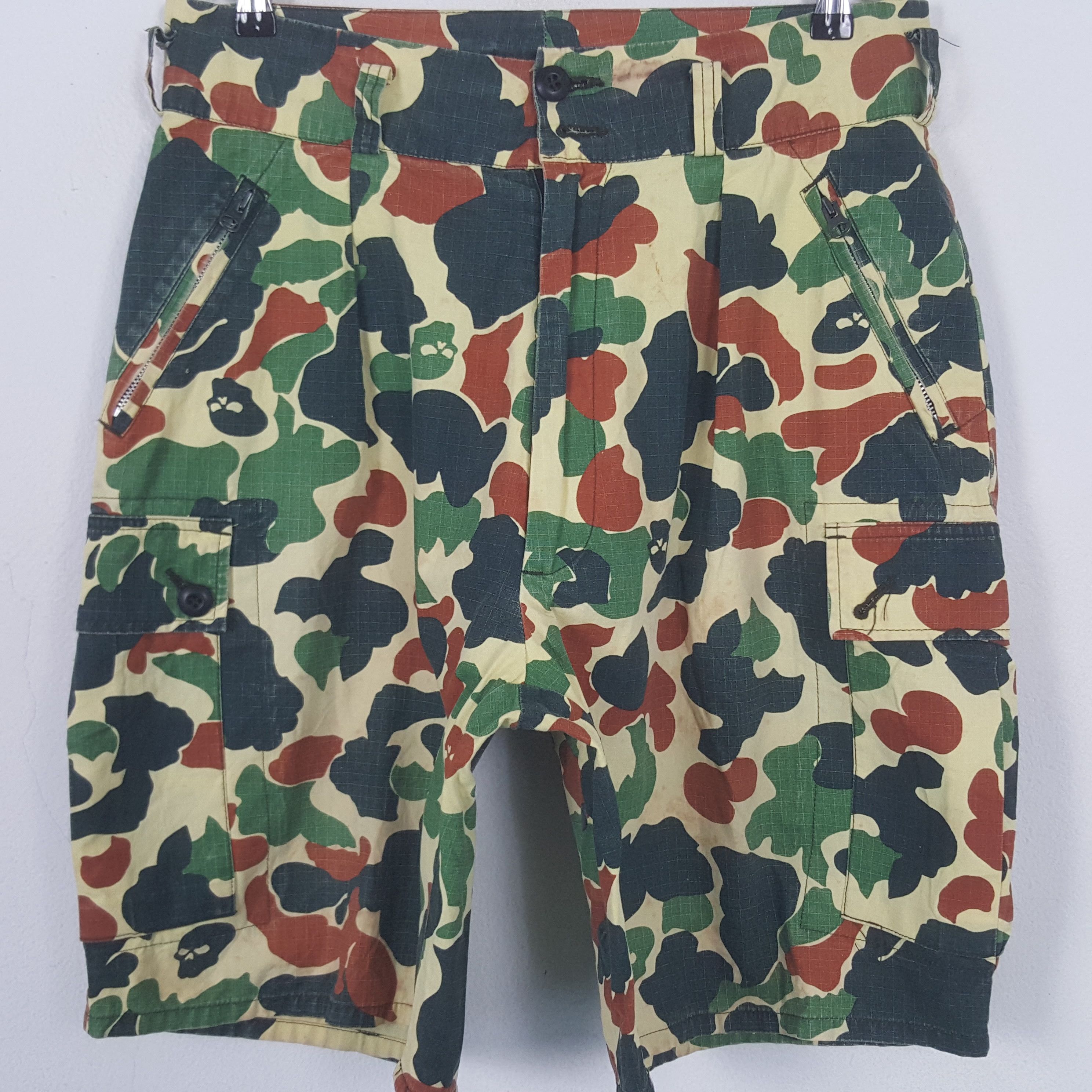 Japanese Brand Vintage Satan Arbeit Army Style Camo Short Cargo Pants RR11 Size US 32 / EU 48 - 2 Thumbnail
