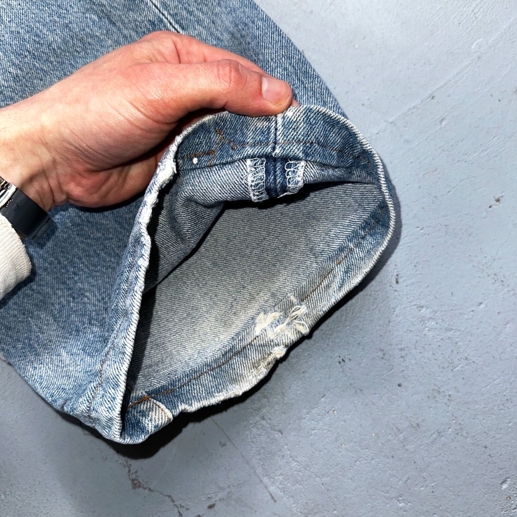 Levi's VINTAGE Levi's 501 Jeans Straight Fit Men 40x36 Light Wash 90s Y2K Cotton denim Size US 40 / EU 56 - 5 Thumbnail