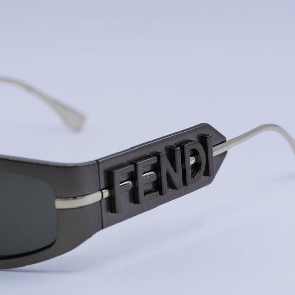 Fendi Fendi FE40120I 45E Sunglasses Shiny Brown Oval Frame, Brown Size ONE SIZE - 4 Thumbnail