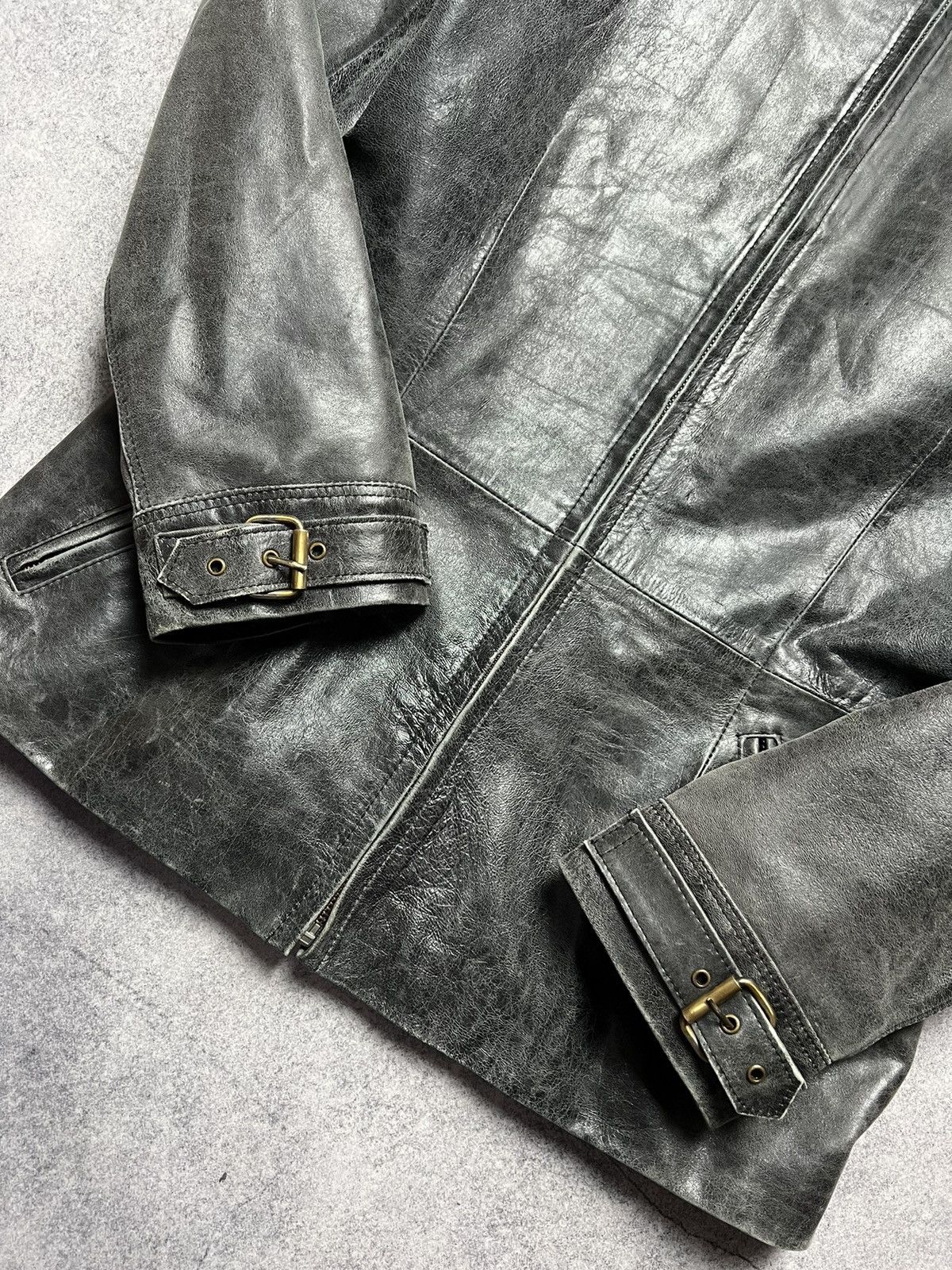 Japanese Brand Vintage Leather Faded Asymmetrical Rick Owens Style Jacket Size S / US 4 / IT 40 - 7 Thumbnail