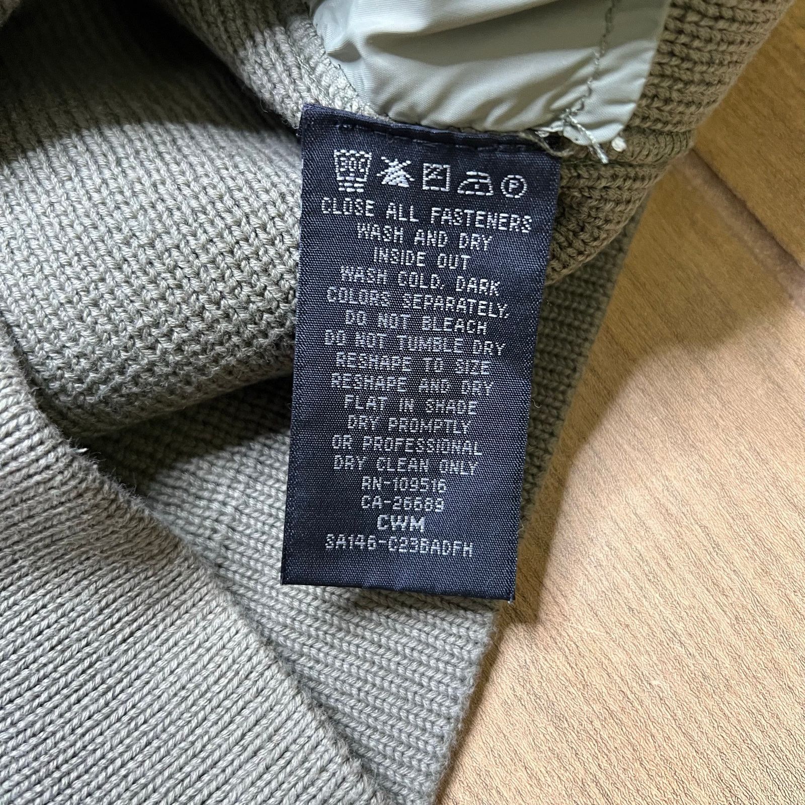 Victorinox Vintage Victorinox Swiss Army Knit Full Zip Sweater M/L Size US M / EU 48-50 / 2 - 13 Thumbnail