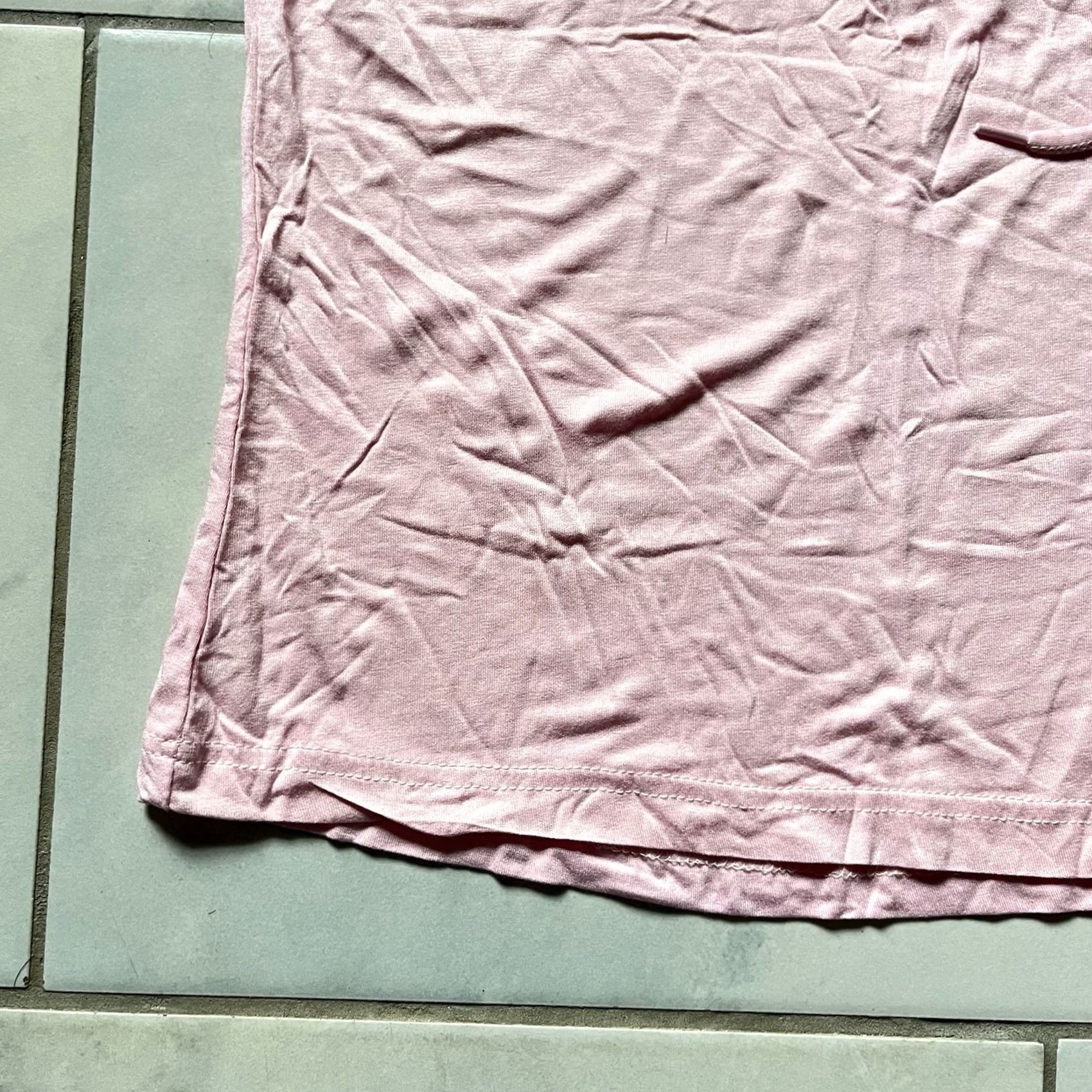 Bebe bebe Tank Top Medium Pink Womens Stretch Fit Casual Shirt Sleeveless V-Neck Pullover Size M / US 6-8 / IT 42-44 - 5 Thumbnail