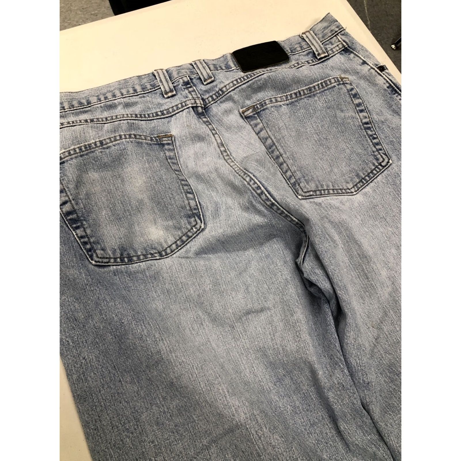 Vintage Axist Jeans Size 38x27 Regular Denim Cotton Blue Logo mens Straight 27 Inseam Preowned Size US 38 / EU 54 - 3 Thumbnail
