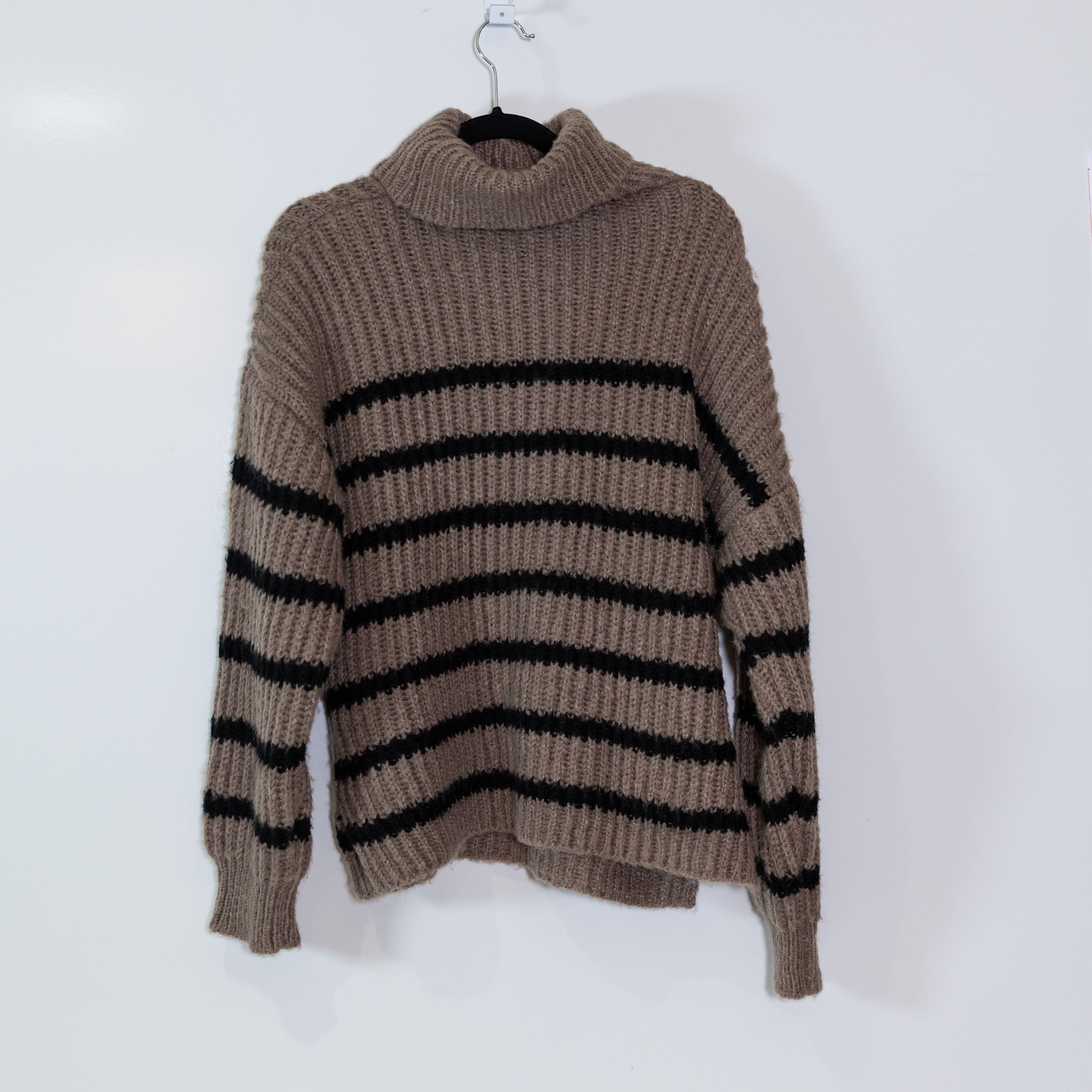 Other NEW Line + Dot Ariel Fuzzy Knit Oversized Size S / US 4 / IT 40 - 4 Thumbnail