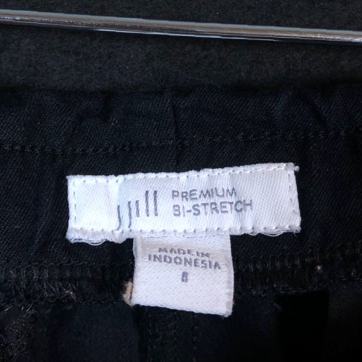 Ann Taylor J Jill Womens Pants Black Pull On Mid Rise Ankle Premium Bi-Stretch 8 Size 24" / US 00 / IT 34 - 4 Thumbnail