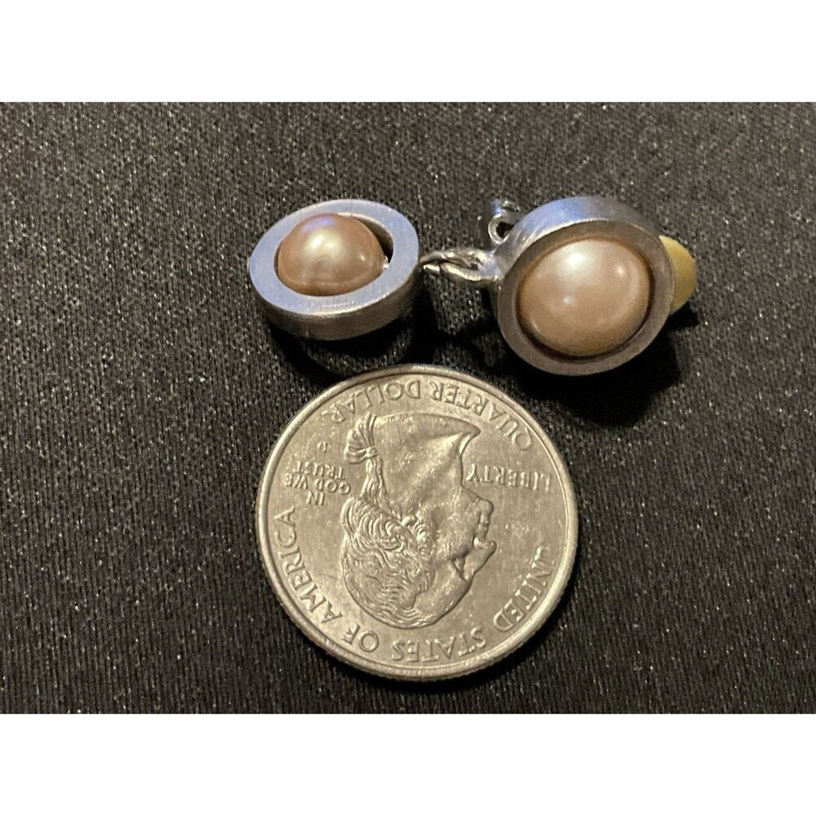 Donna Karan Vintage Donna Karen Clip On Pearl Dangle Earrings Size ONE SIZE - 2 Thumbnail