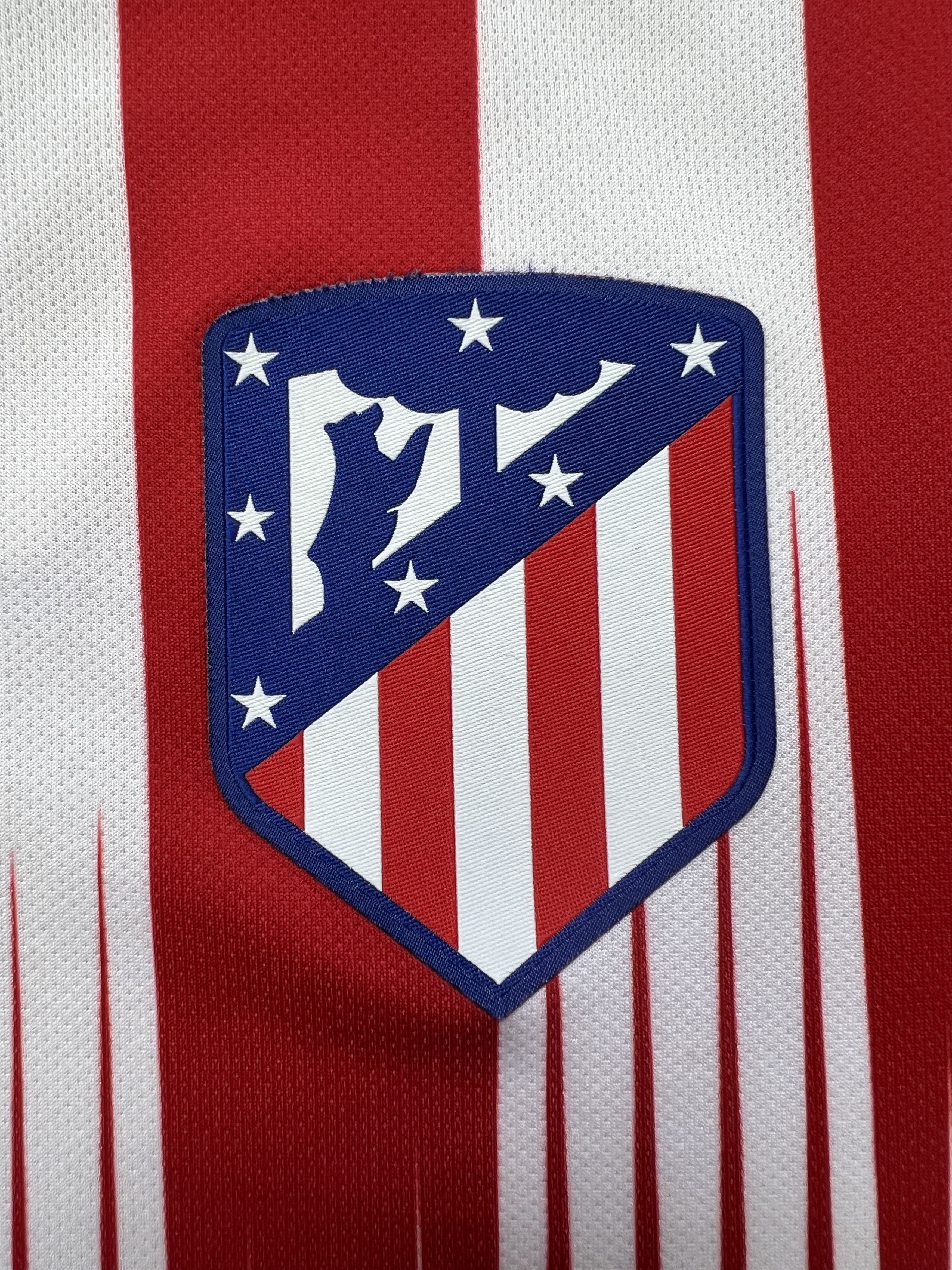 Nike Nike Atletico Madrid 18/19 Home Jersey La Liga Size L Size US L / EU 52-54 / 3 - 9 Thumbnail