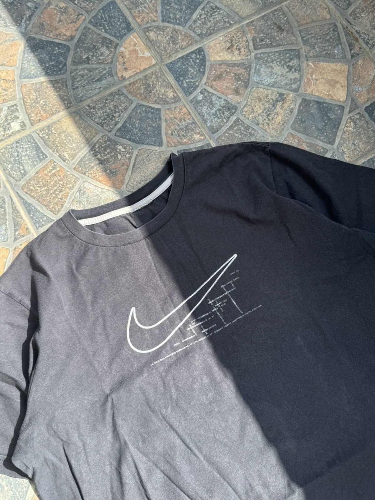 Nike VINTAGE Y2K NIKE T SHIRT Size US L / EU 52-54 / 3 - 3 Thumbnail