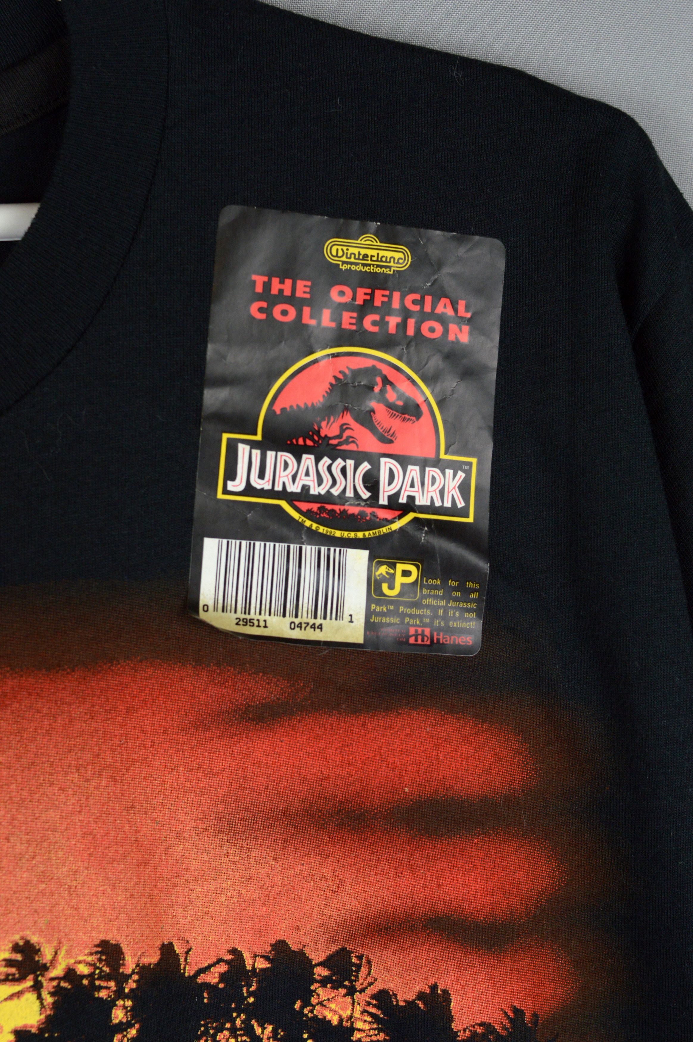 Vintage Vintage Jurassic Park 1993 T Rex Promo t shirt Size US M / EU 48-50 / 2 - 4 Thumbnail