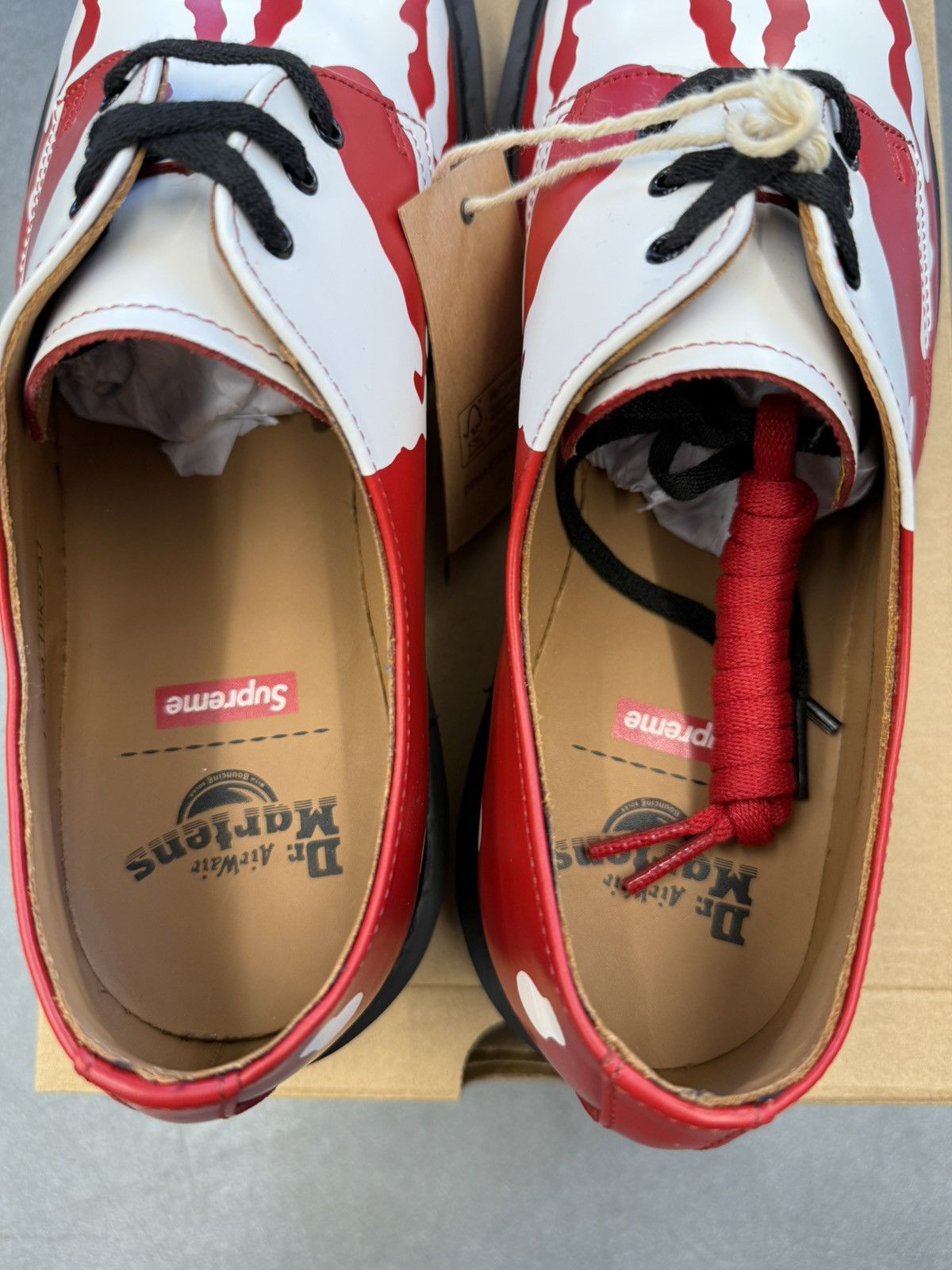 Supreme Dr. Martens 1461 3-Eye Shoes Supreme Skull Red Size US 9 / EU 42 - 6 Thumbnail