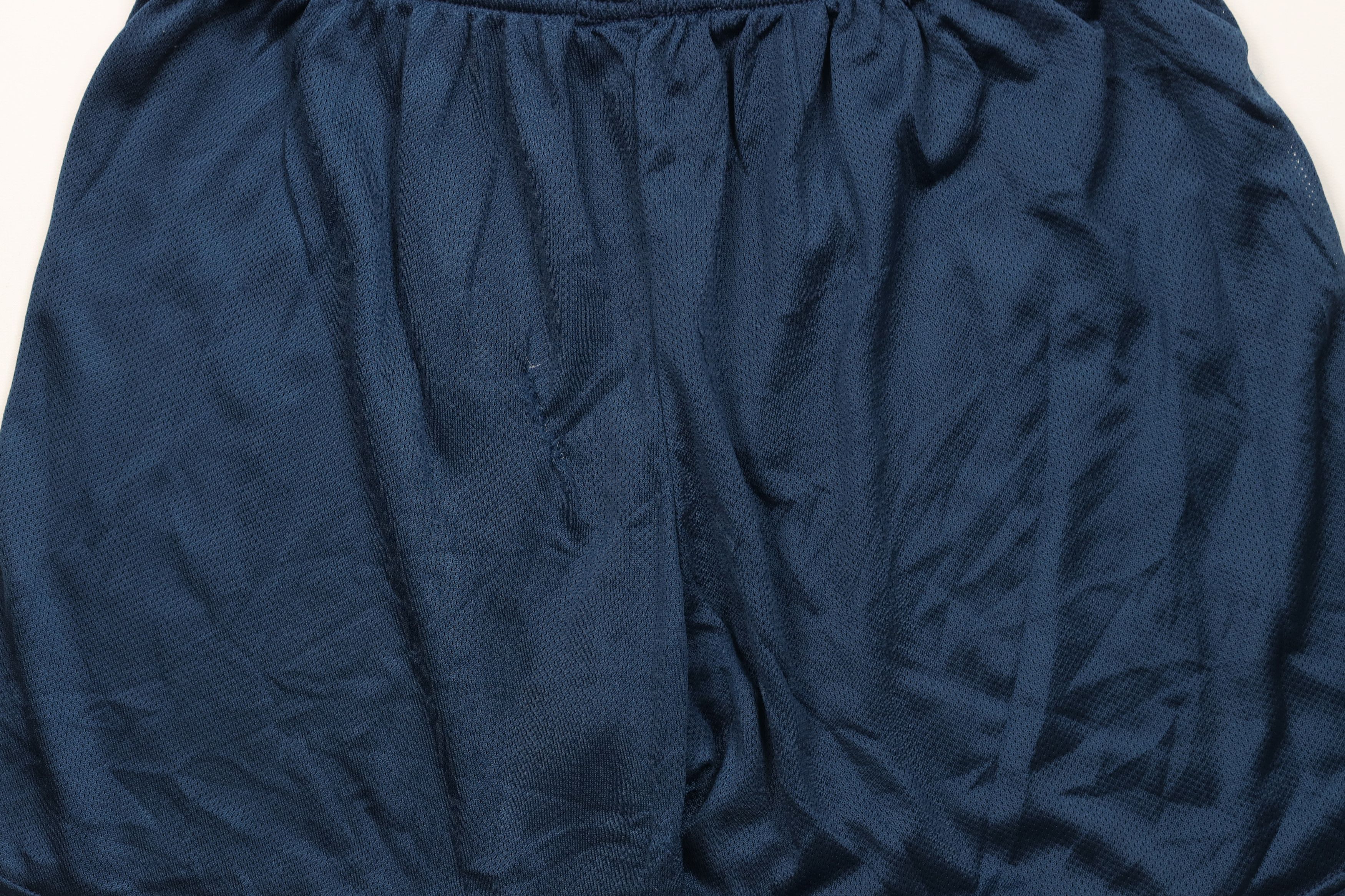 Vintage Vintage 90s Mesh Phys Ed Gym Above Knee Basketball Shorts Size US 34 / EU 50 - 11 Thumbnail