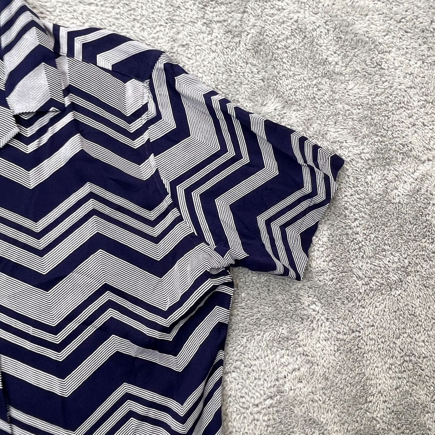 Asos ASOS Mens Medium Blue Zig Zag Chevron Print Stretch Button Up Shirt Size US M / EU 48-50 / 2 - 2 Thumbnail