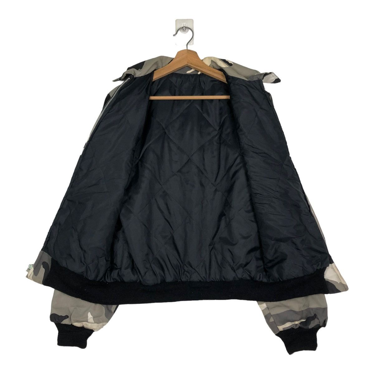 Japanese Brand 🔥VINTAGE BOMBER CAMOUFLAGE WORK JACKET INSPIRE CARHARTT Size US M / EU 48-50 / 2 - 13 Thumbnail