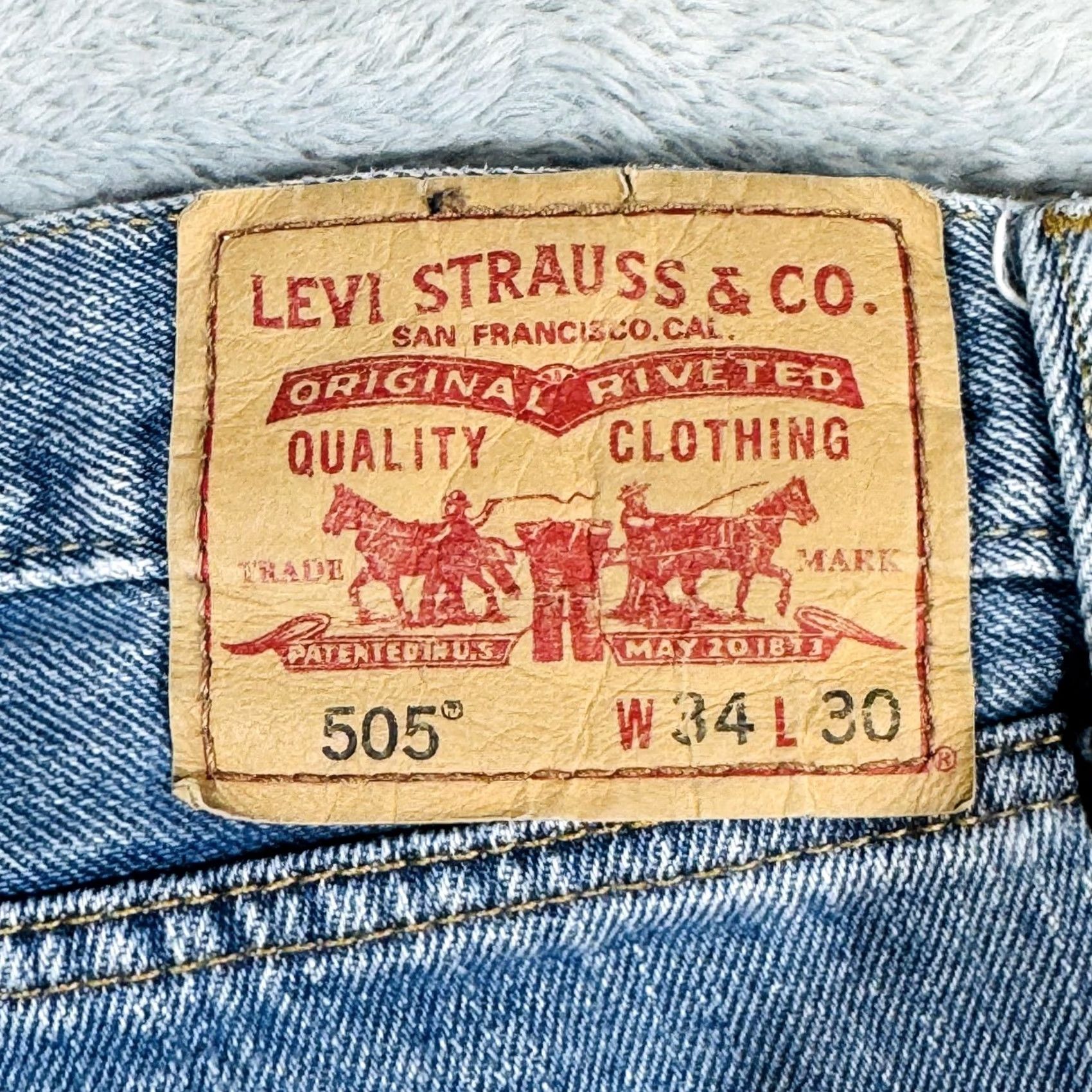 Levi's Levi's 505 Jeans Mens Regular Straight Blue Medium Wash Zip Fly 34x30 Denim Cotton Logo Pocket 5-Pocket Belt Loops Size US 34 / EU 50 - 7 Thumbnail