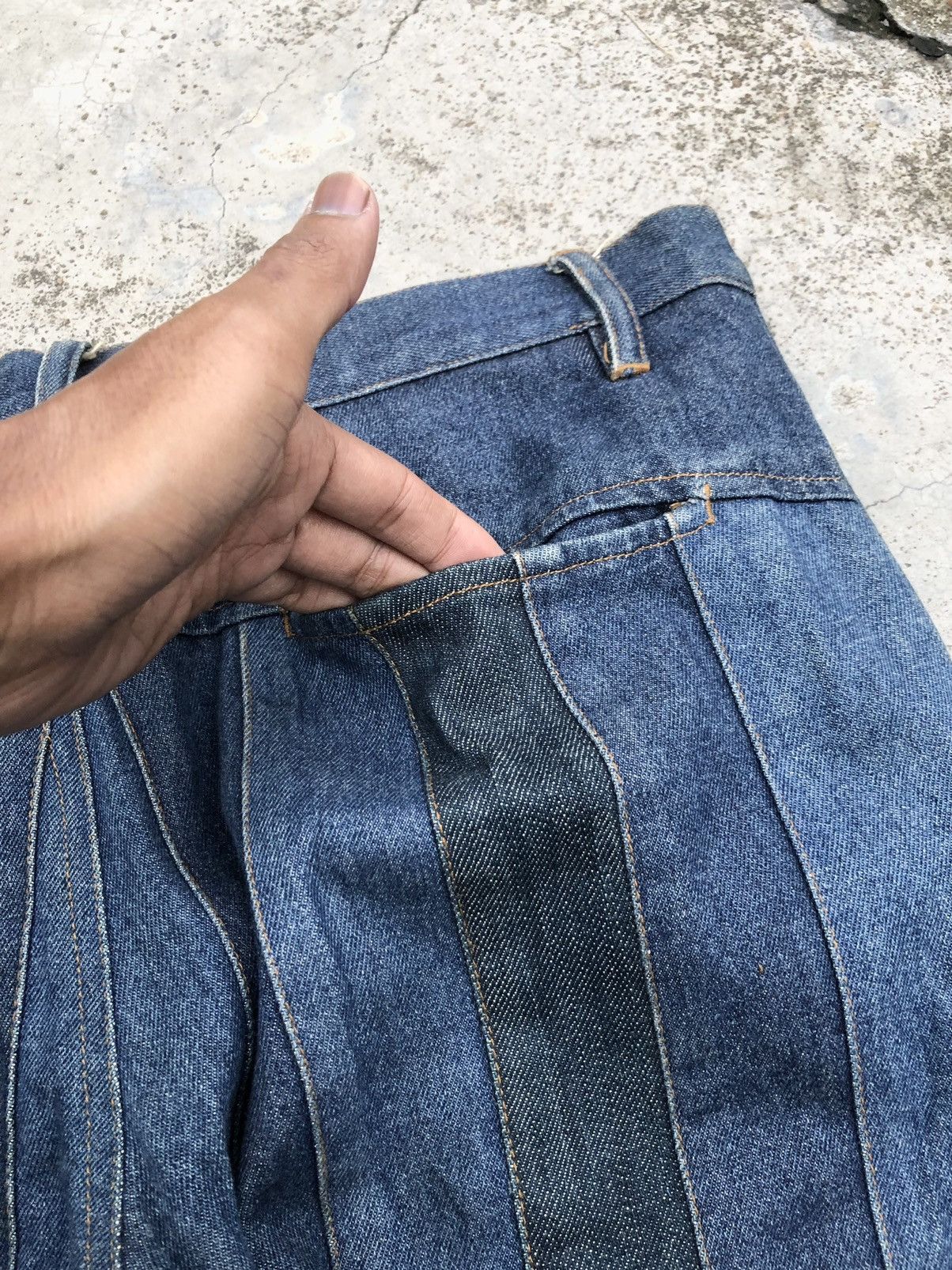 Hypebeast FLARE RECONSTRUCTED MARKY + BUDDY HOMME JEANS Size US 31 - 10 Thumbnail